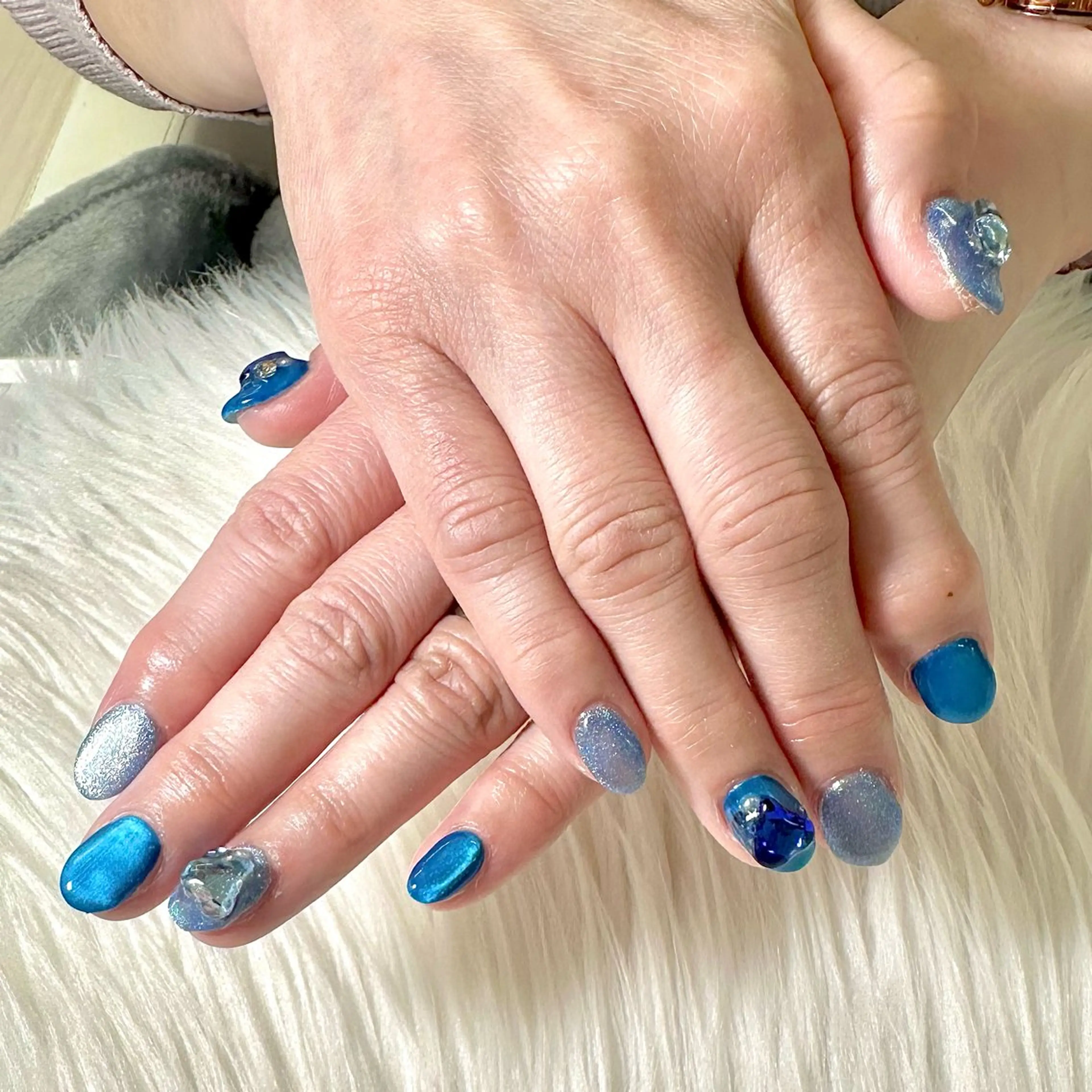 ネイル ハート マグネットネイル ワンカラーネイル ストーンネイル ハンドネイル Heartnail Hino Reinaのネイルデザイン