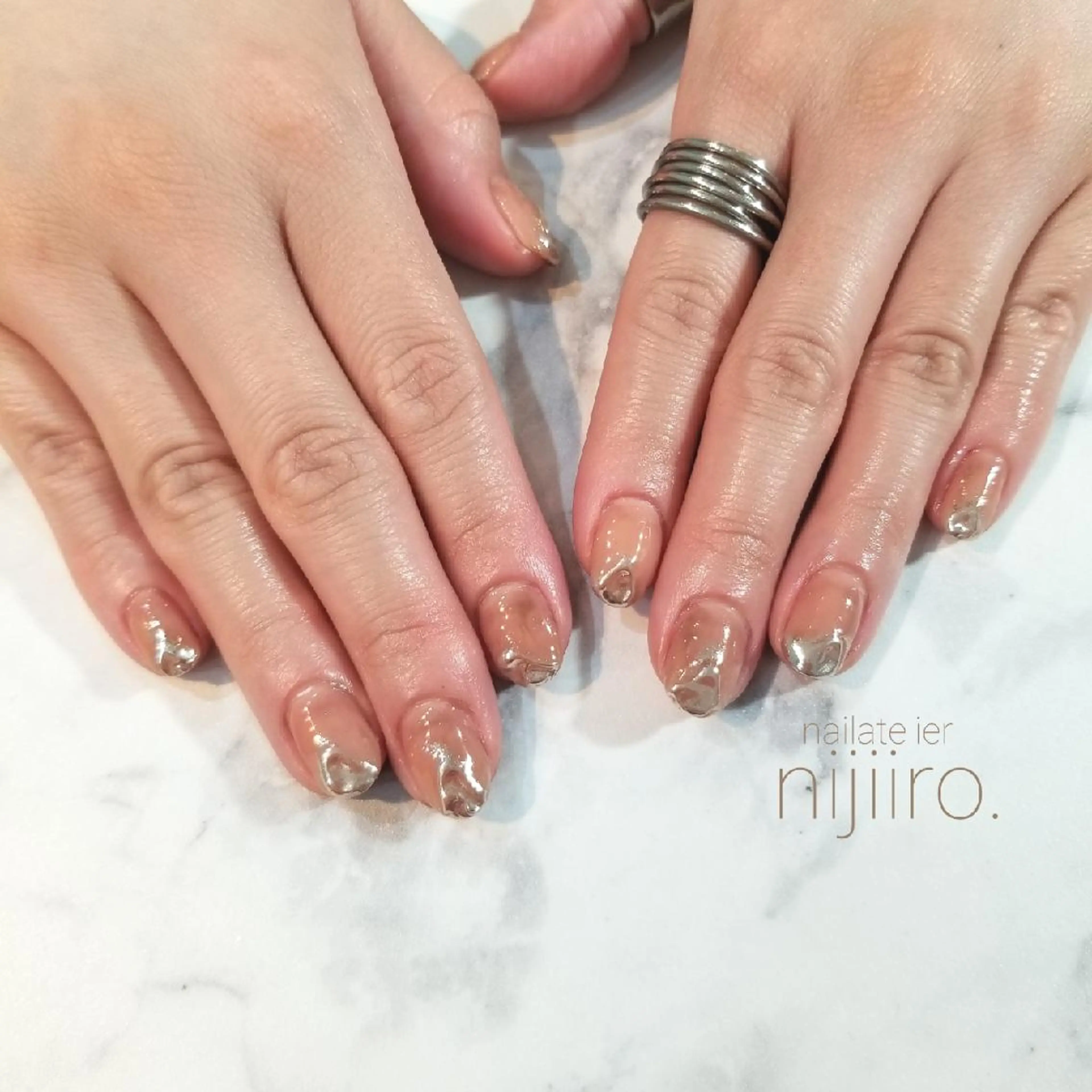 ネイル ミラーネイル ハンドネイル nijiiro🌈 サトウのネイルデザイン