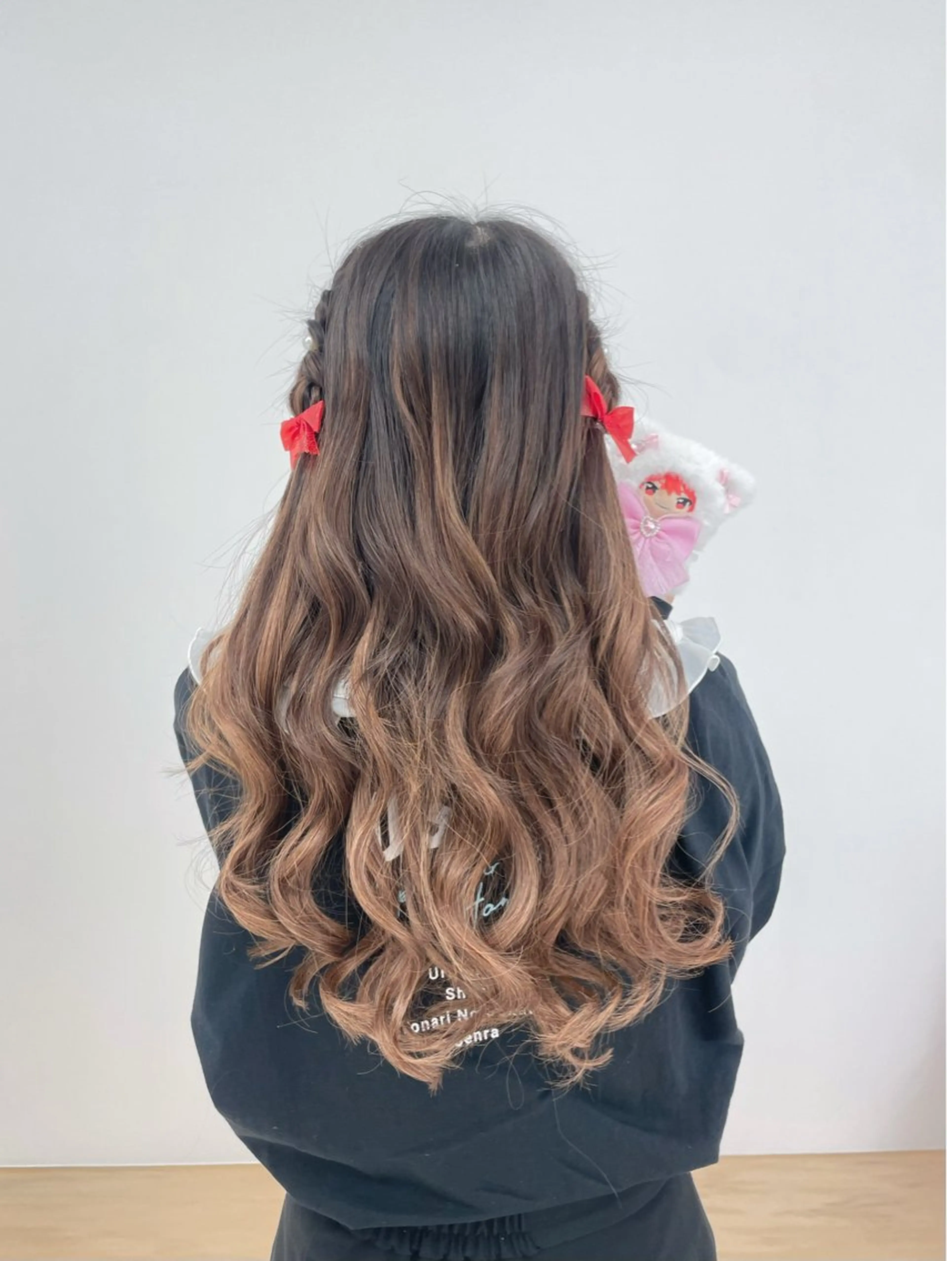 セミロング ヘアアレンジ CARELLY Rukaのマツエク・マツパデザイン