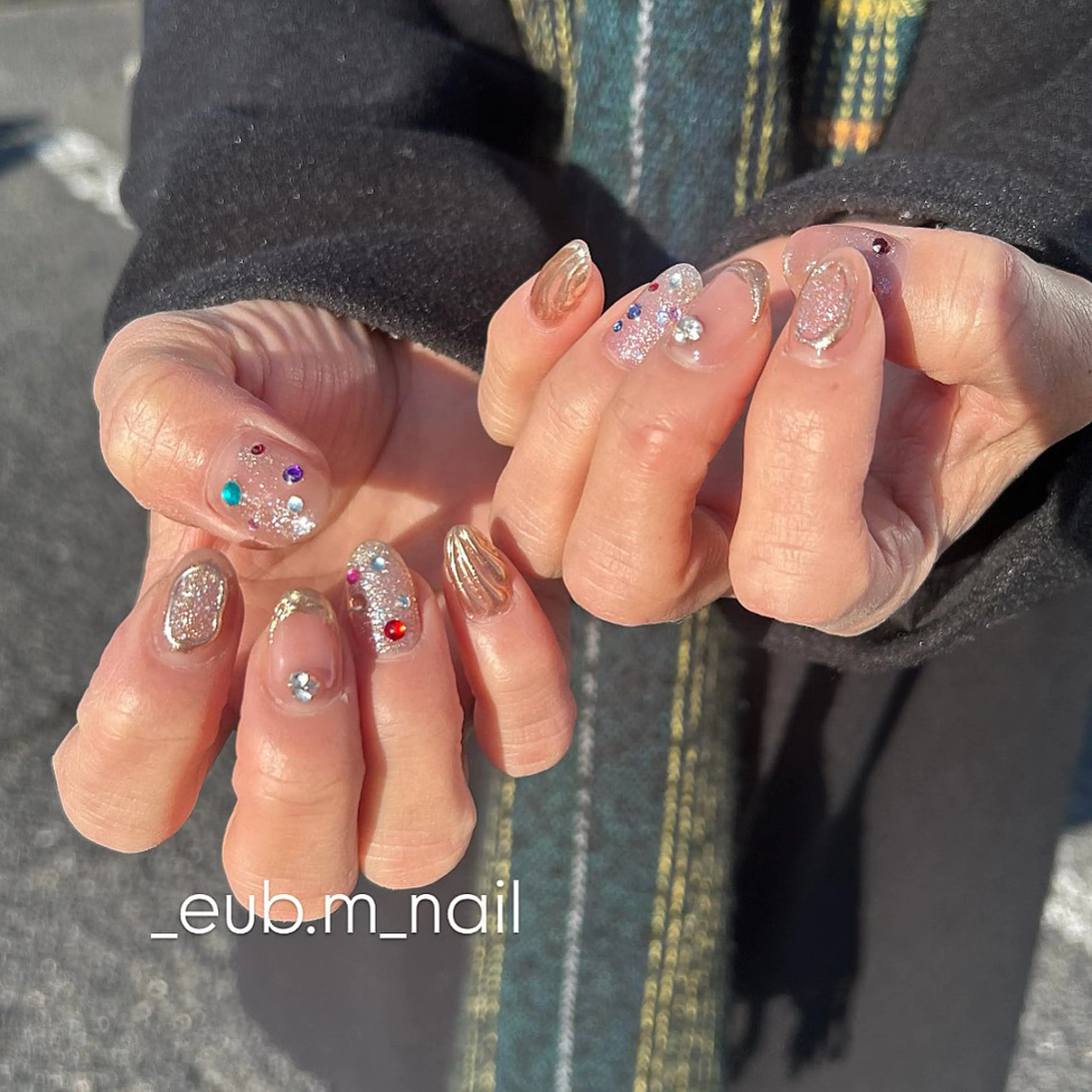 ネイル キラキラネイル ハンドネイル 深夜ネイルサロン eub.m_nailのネイルデザイン
