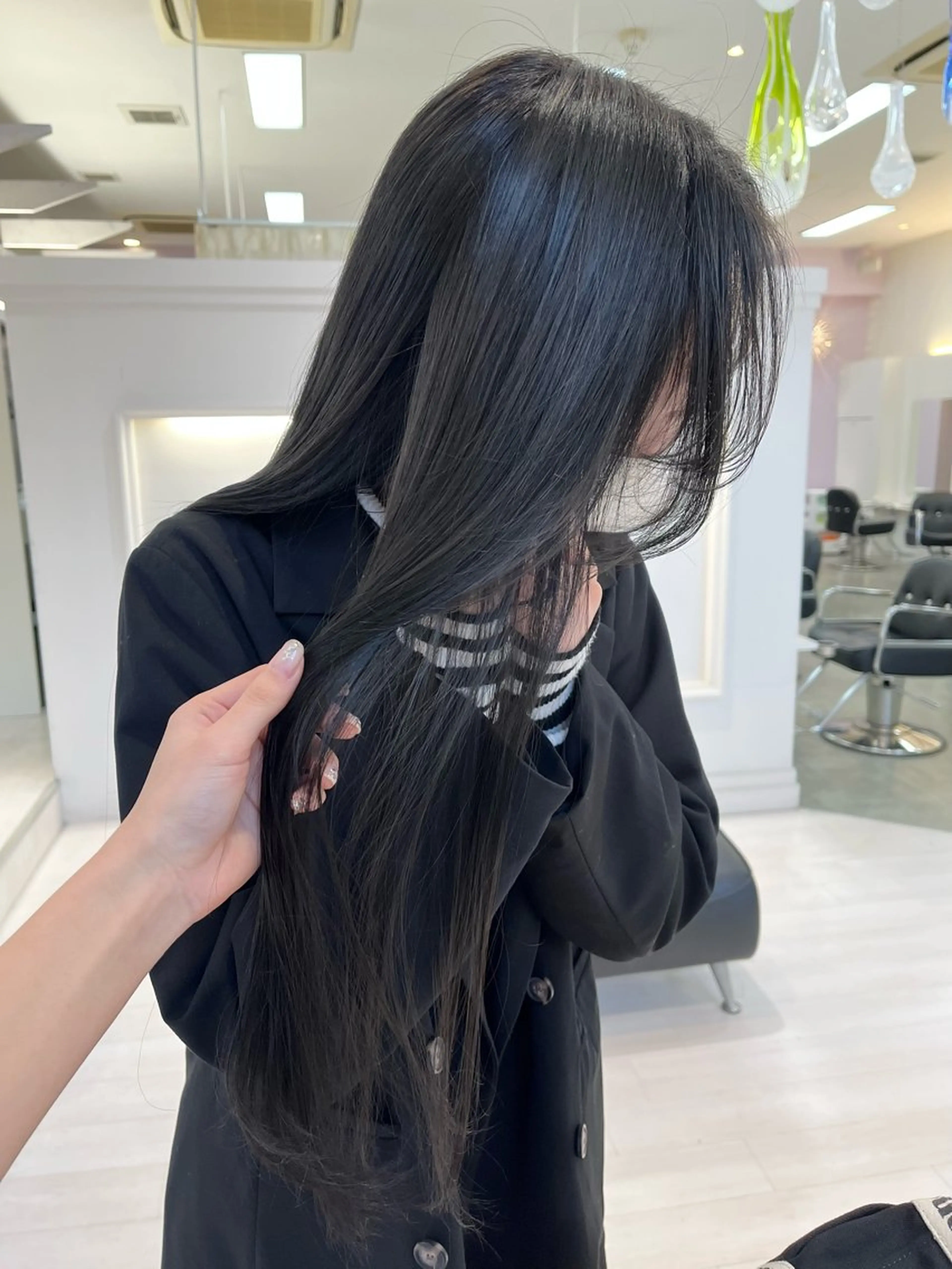 ロング カラー ヘアカラー トリートメント GOODDAY ヘアサロンのヘアスタイル