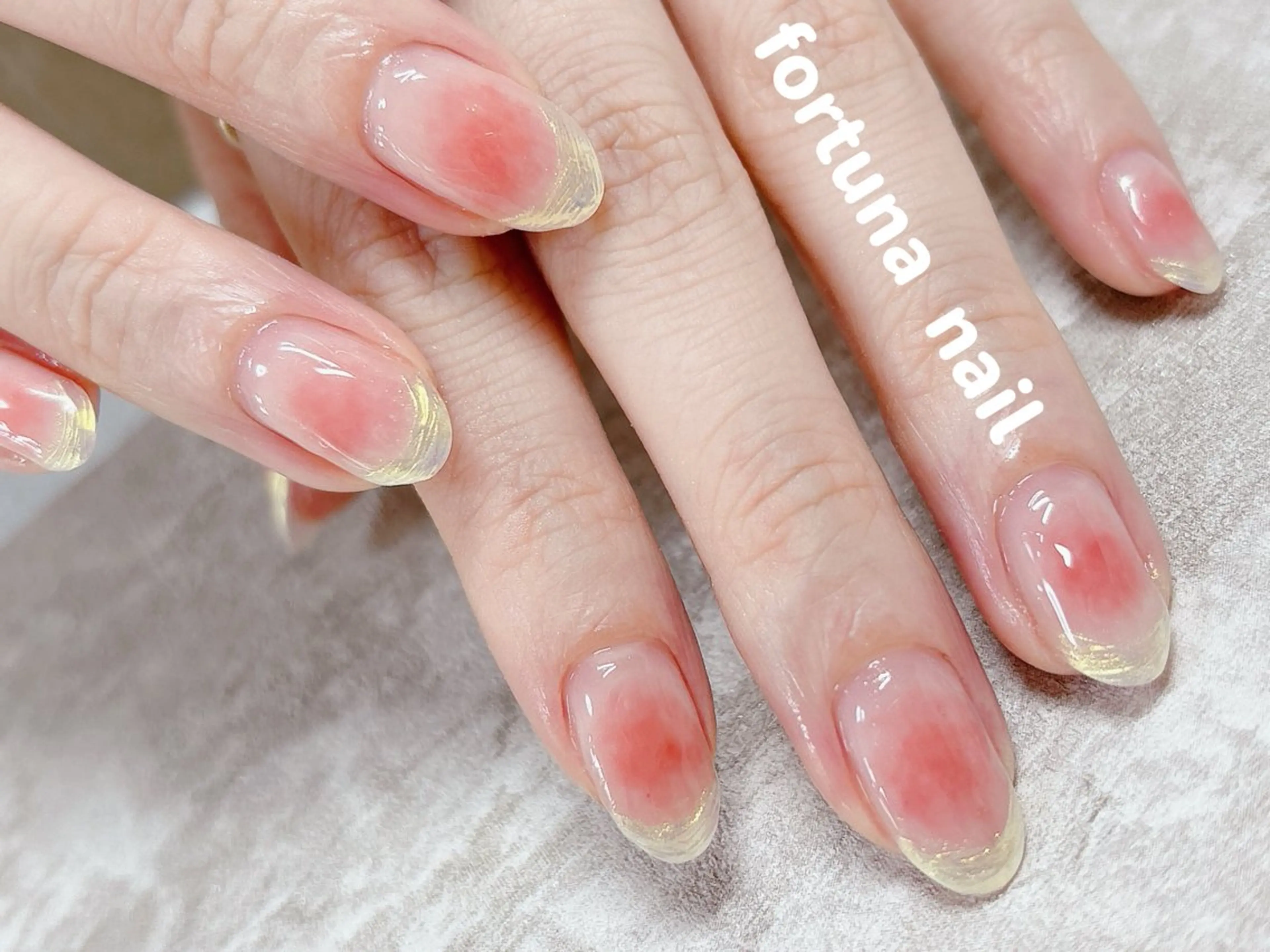 ネイル ハンドネイル ハンドケア Nail •Head スパFortunaのネイルデザイン