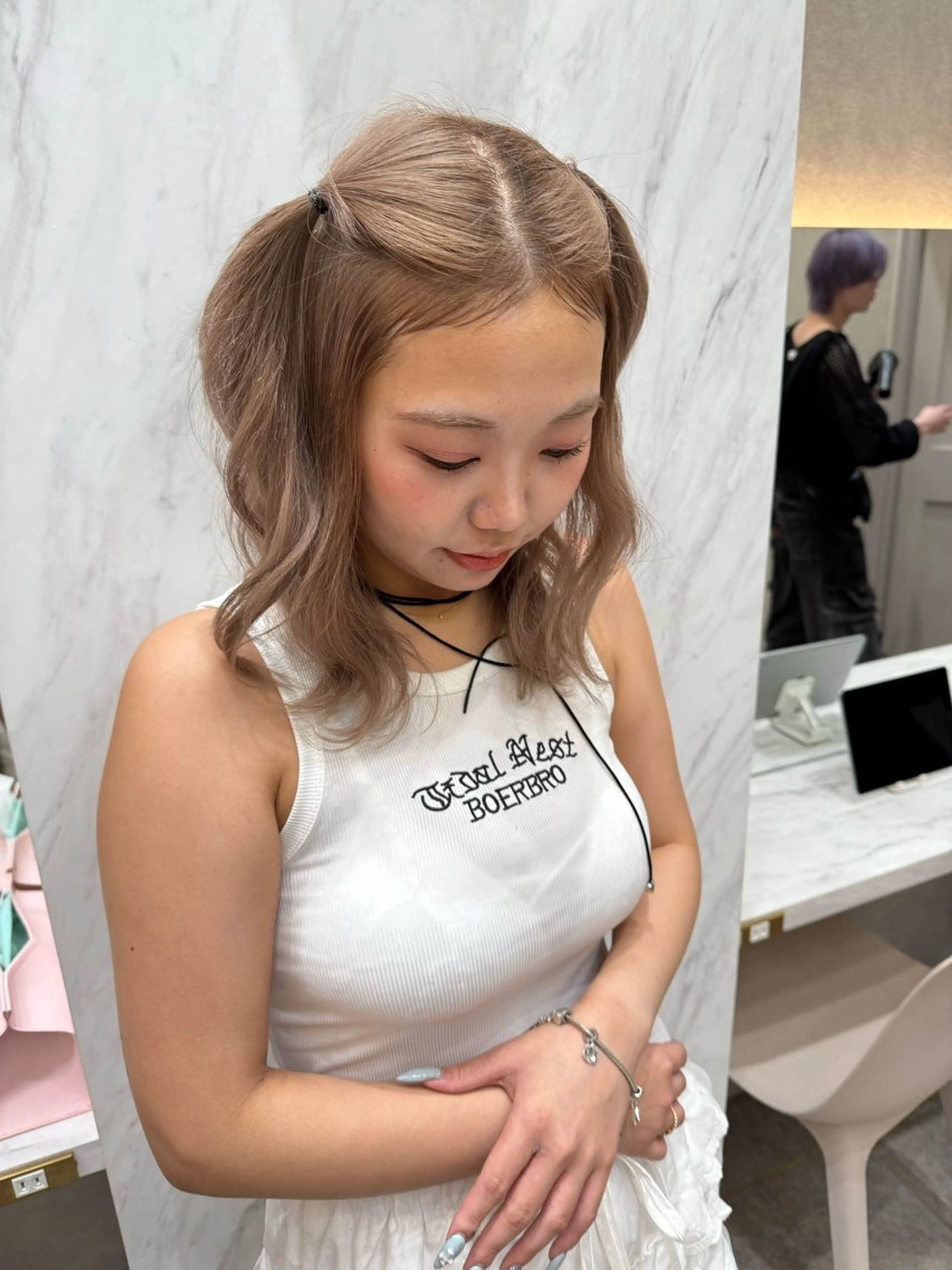 ミディアム カラー ヘアカラー トリートメント レイヤーダブルカラー KYONのヘアスタイル