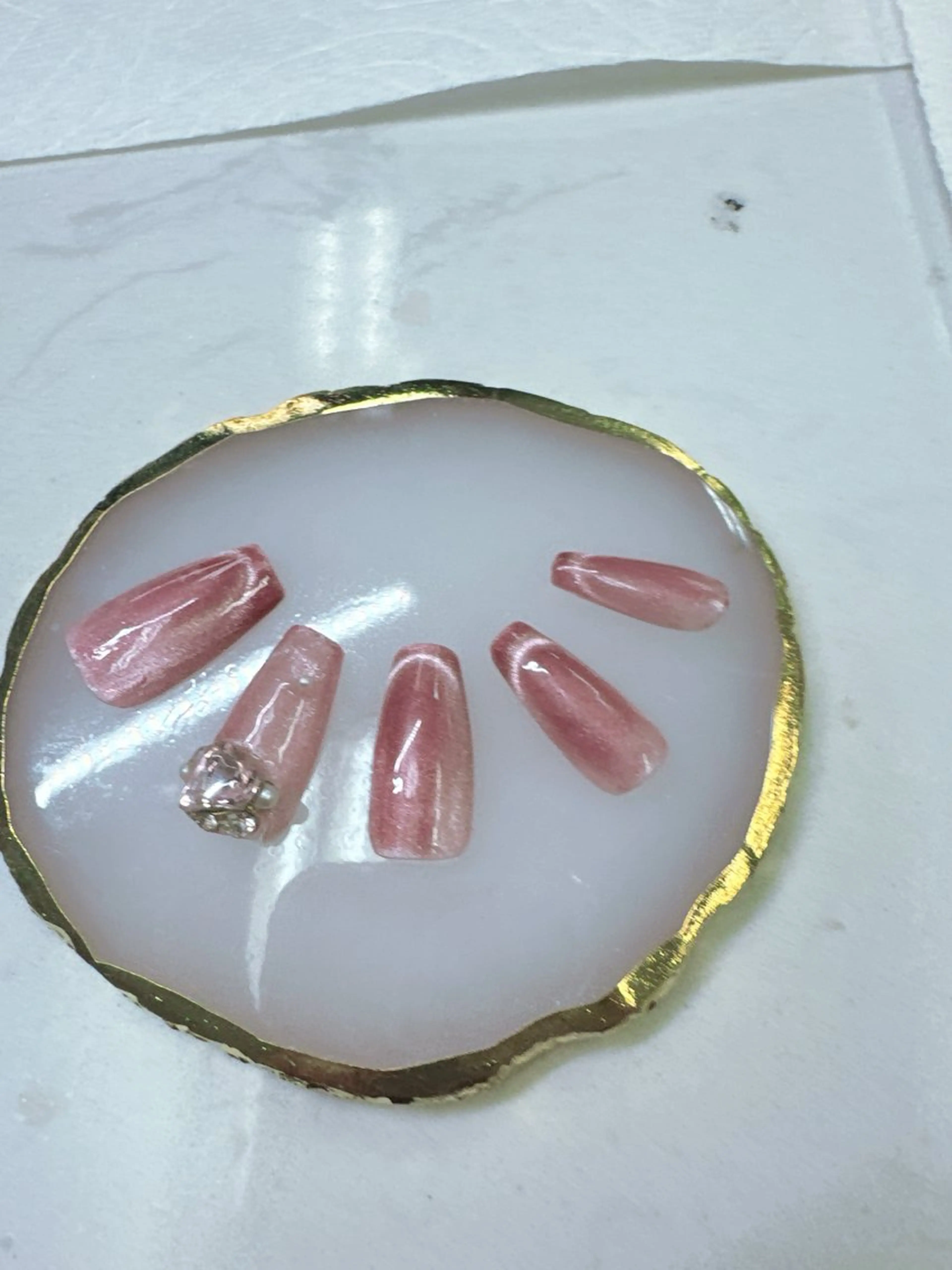 ネイル フレンチネイル ガラスフレンチ マグネットネイル マグネットフレンチ 夏ネイル Queeens nailのネイルデザイン