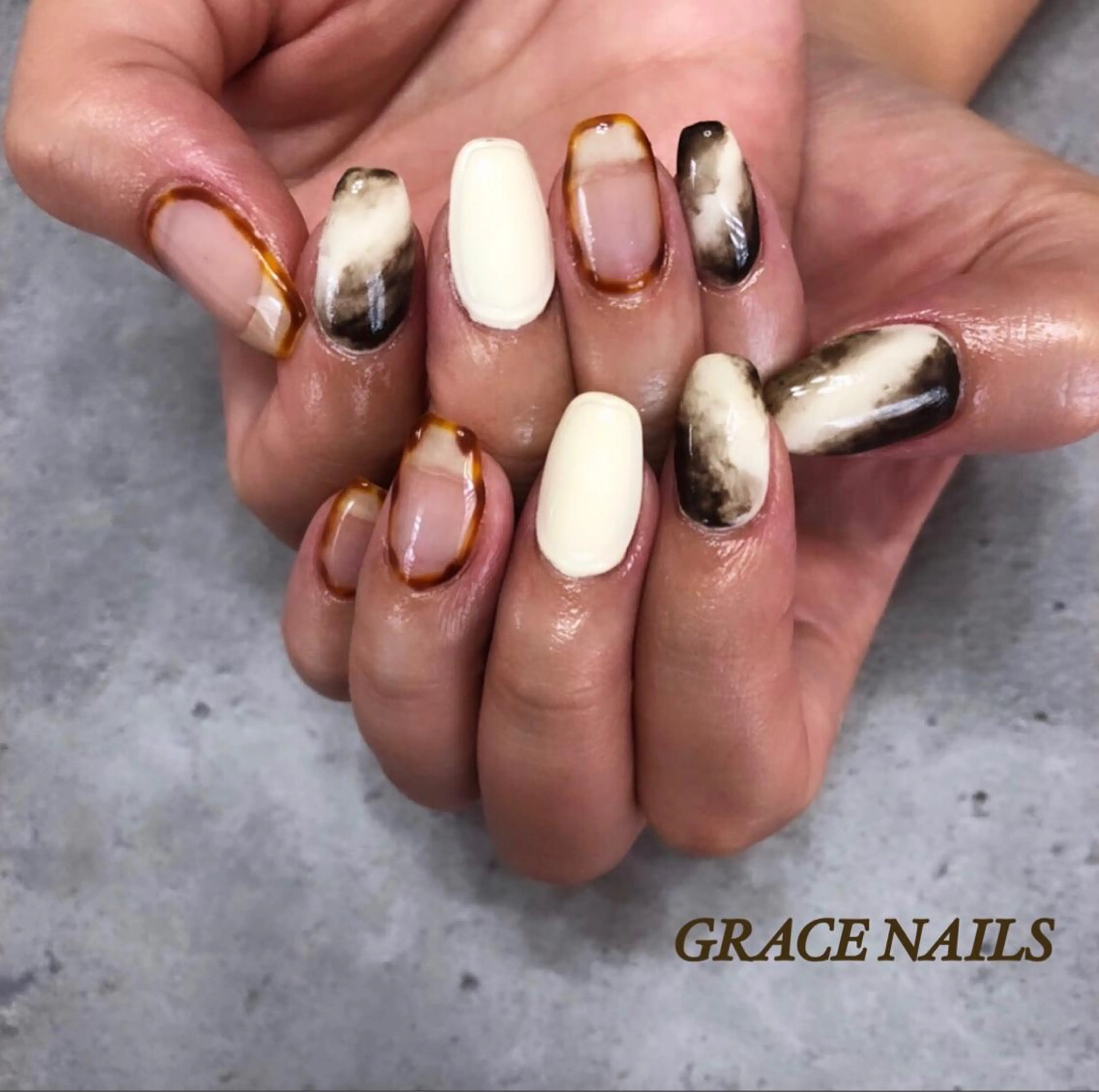 ネイル ハンドネイル フットネイル GRACE NAILSのネイルデザイン