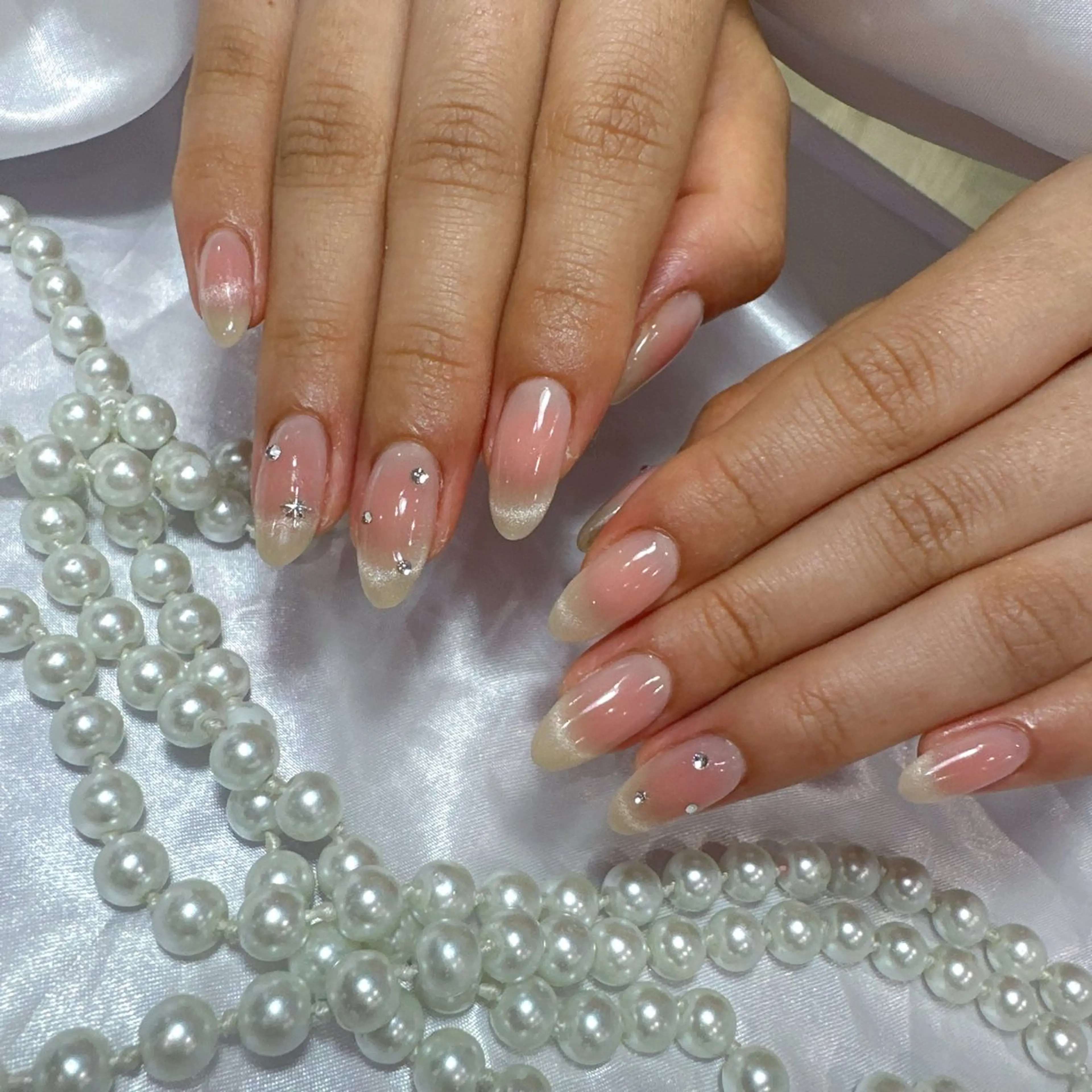 ネイル アートネイル フラッシュネイル フレンチネイル ジェルネイル ガラスフレンチ ハンドネイル You&Me Miyuのネイルデザイン