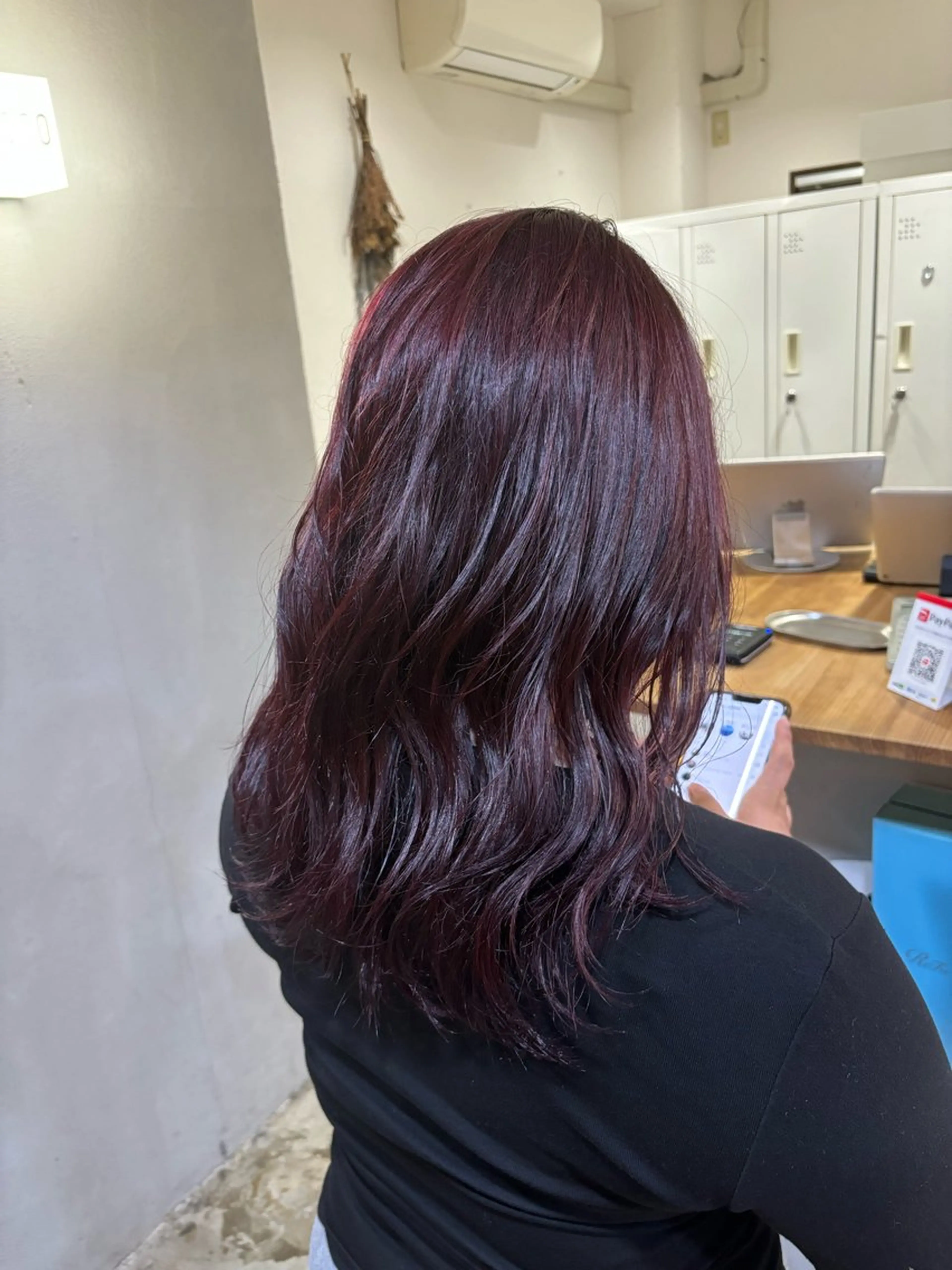 ミディアム カラー mono / Manatoのヘアスタイル