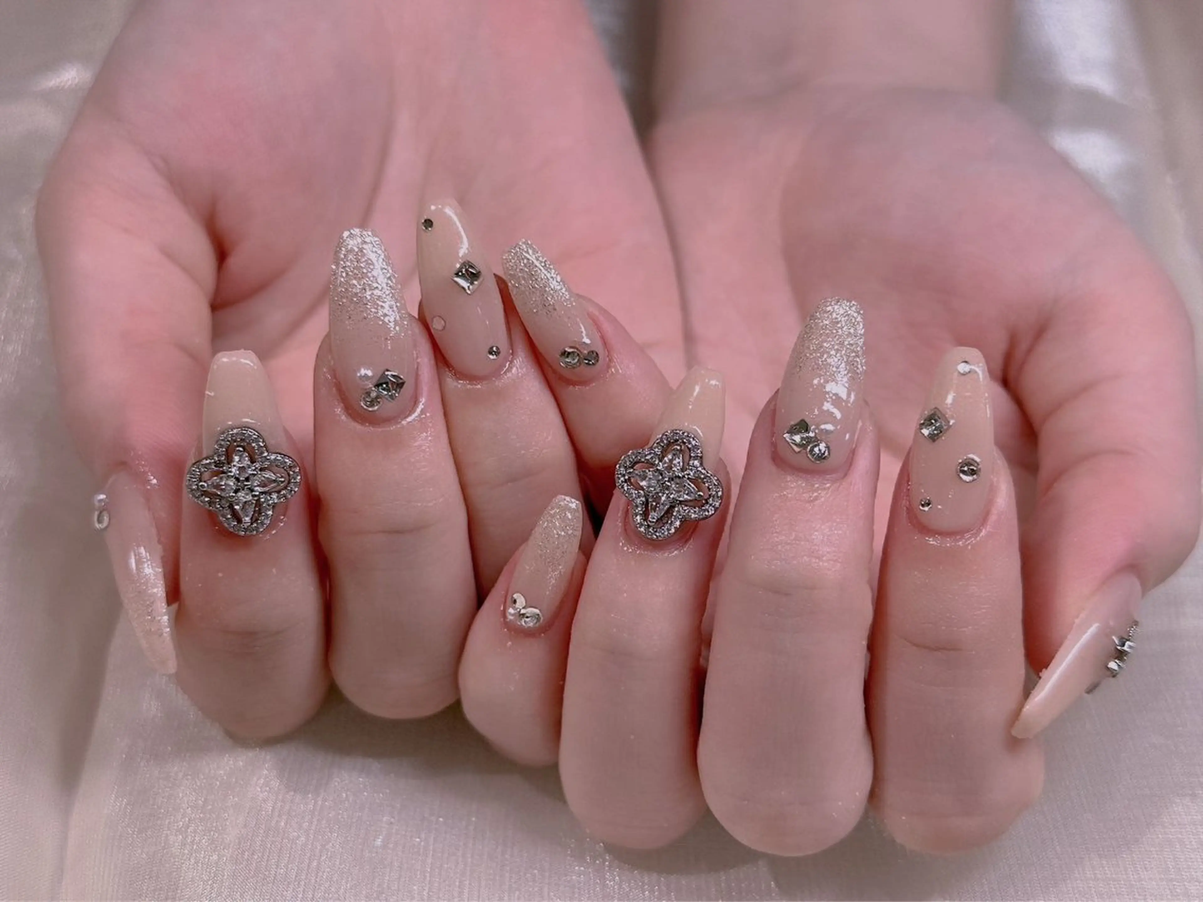 ネイル ハンドネイル エムズ ハヤシのネイルデザイン