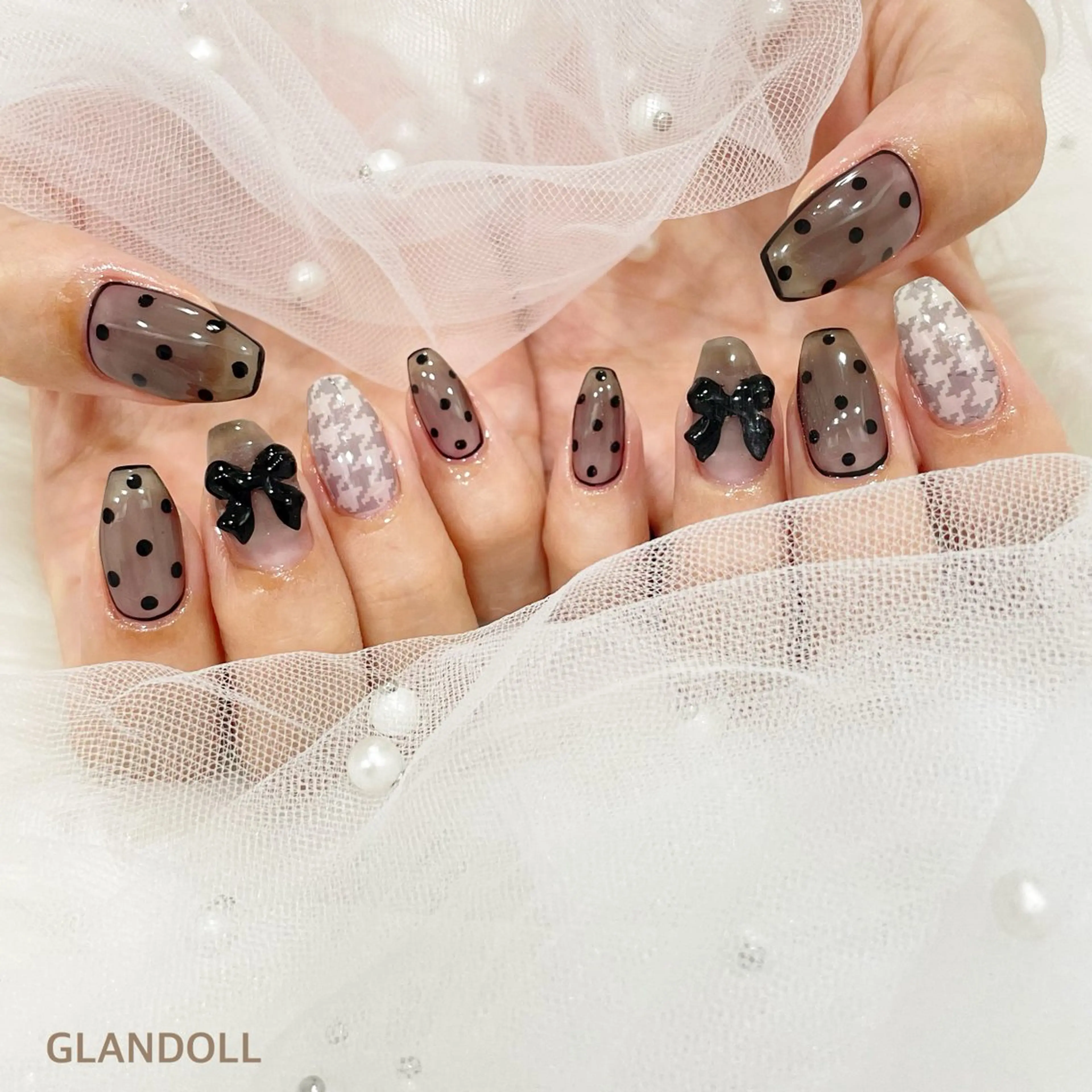 ネイル ドット ハンドネイル GLANDOLL YURIのネイルデザイン