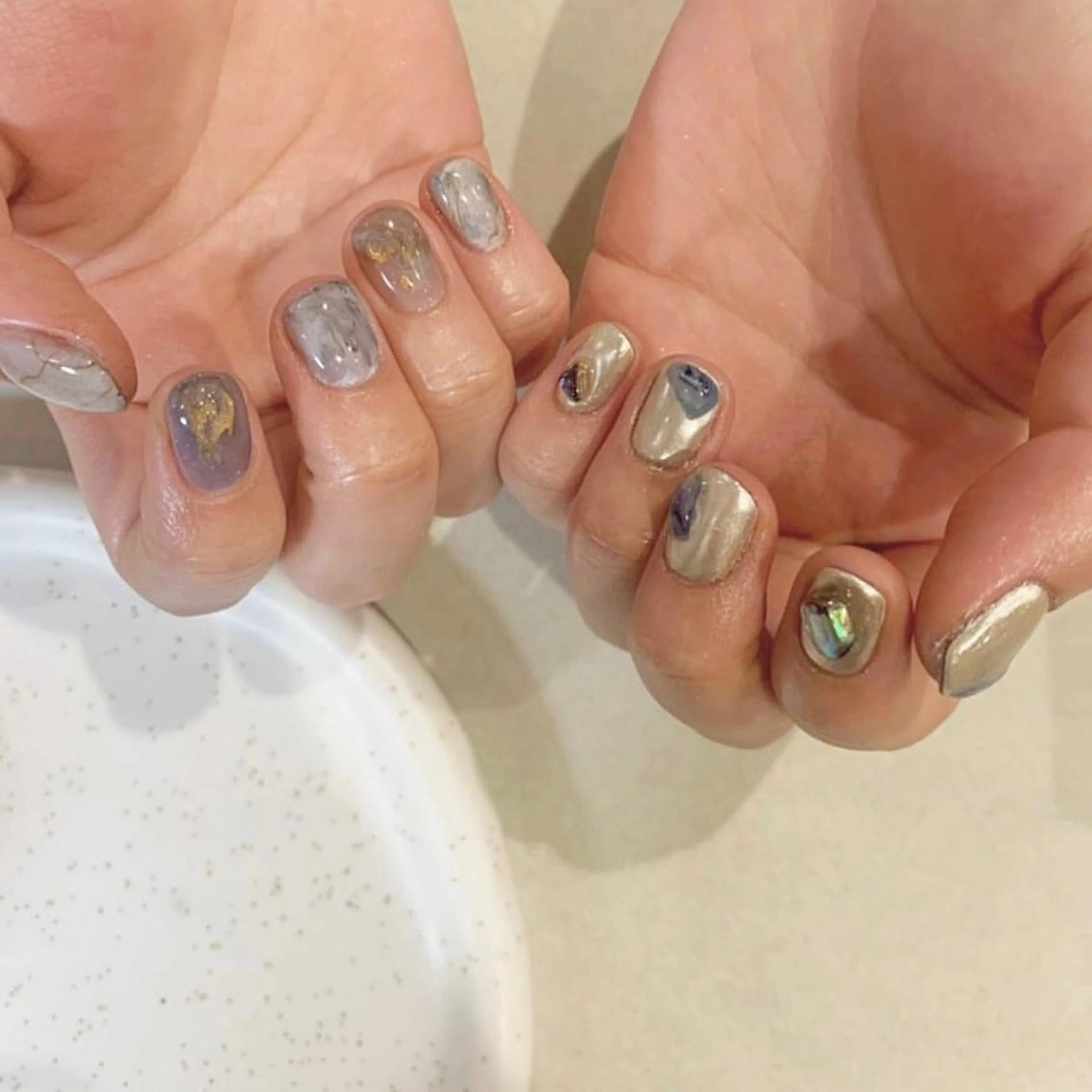 ネイル ブルー ニュアンスネイル h.ours _のネイルデザイン