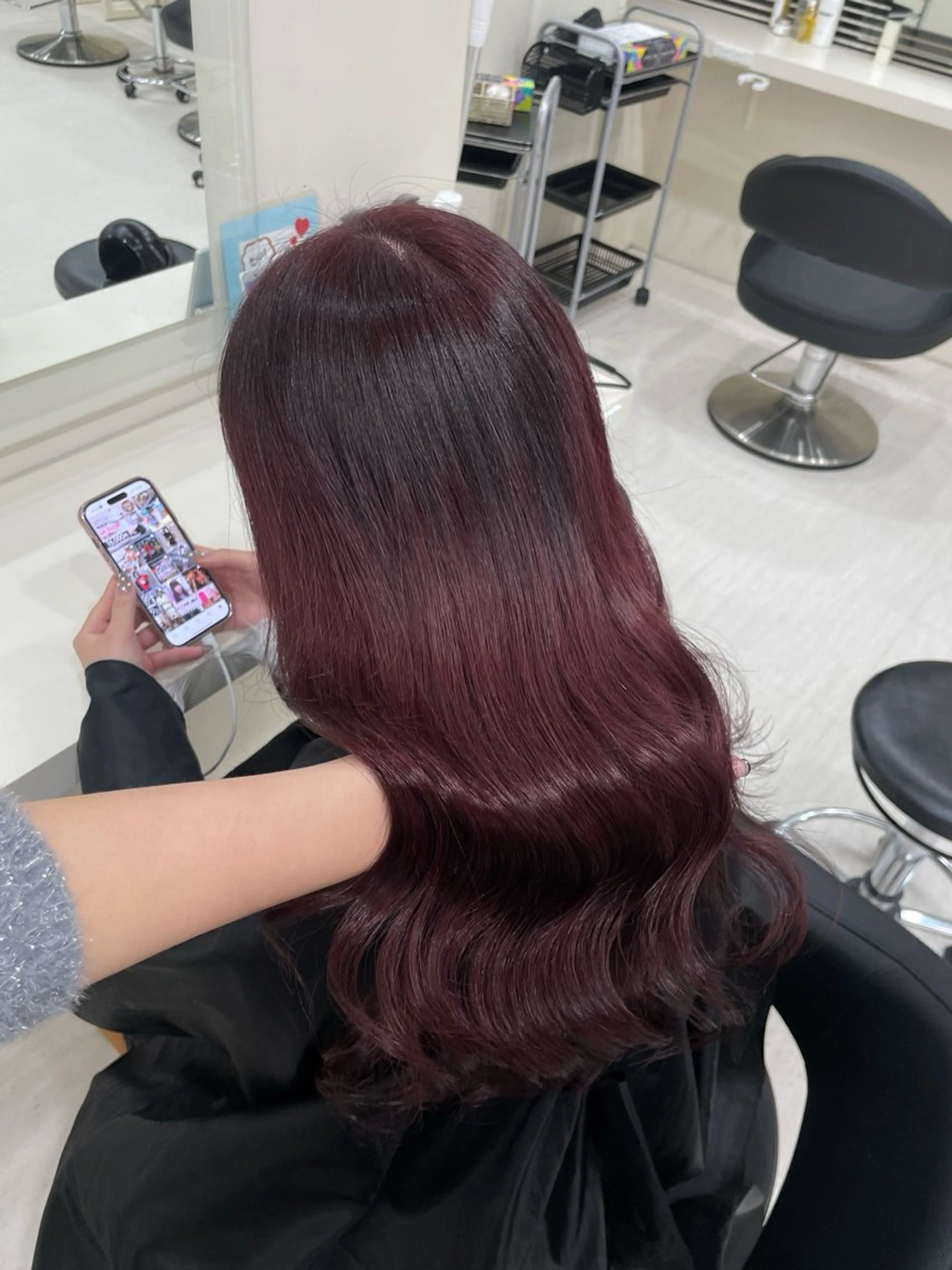 ロング カラー ヘアカラー トリートメント 🤍韓国大人っぽ ベージュMAI🤍のヘアスタイル