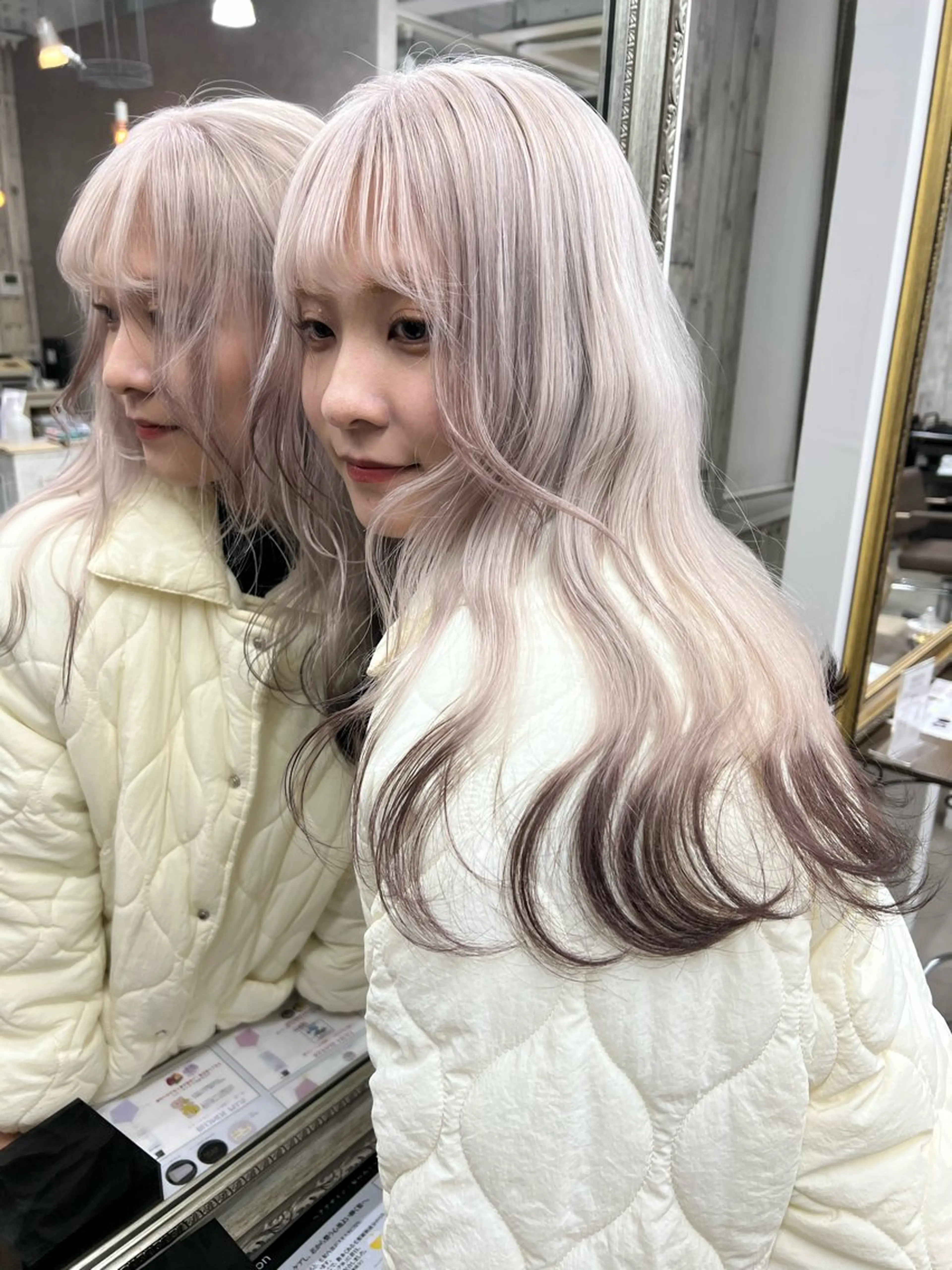 ロング カラー 黒田 真美のヘアスタイル