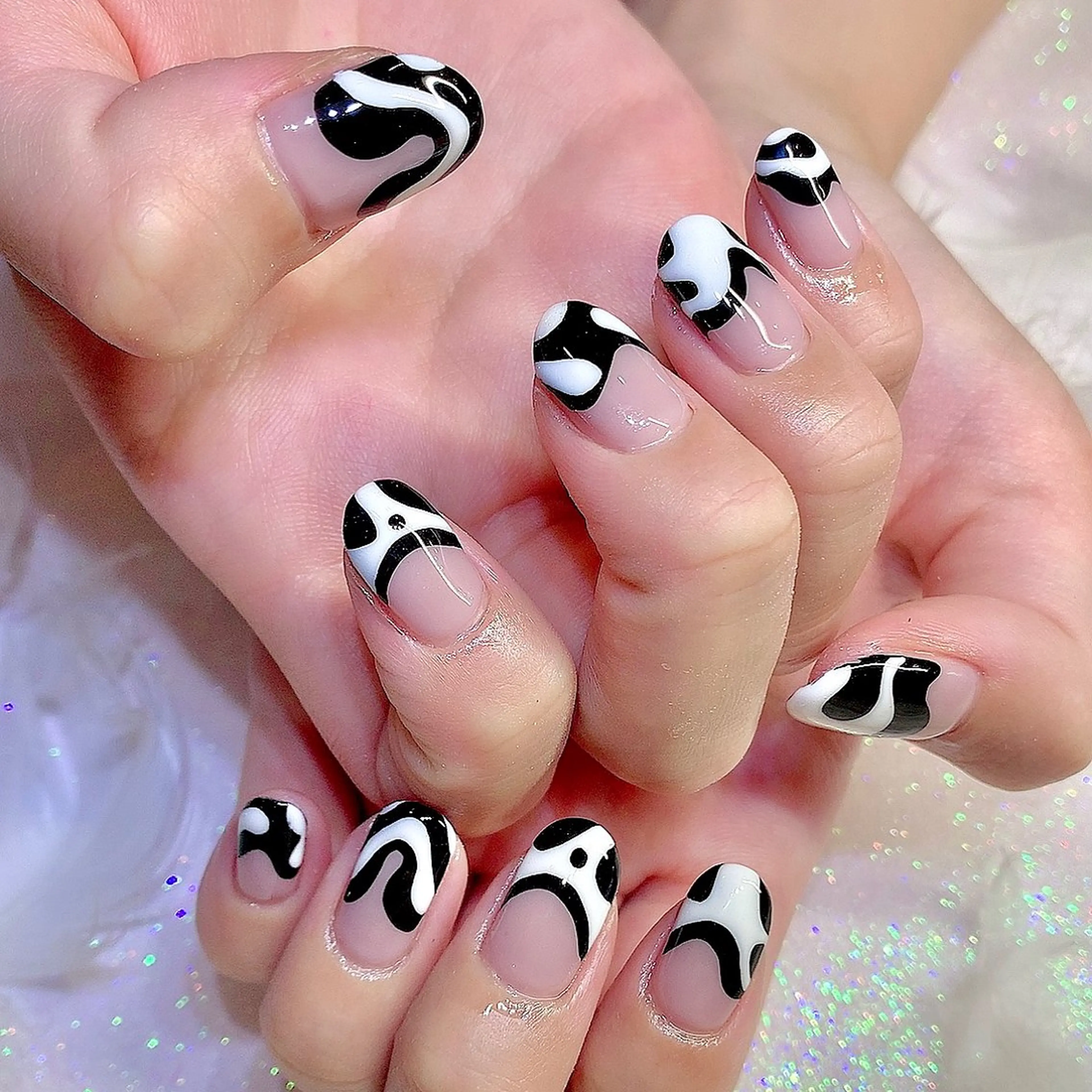 ネイル キラキラネイル 韓国ネイル 持ち込み ストーンネイル シェアサロンLei.g(レイジー)所属・3Dアートネイル💗 都築レナのネイルデザイン