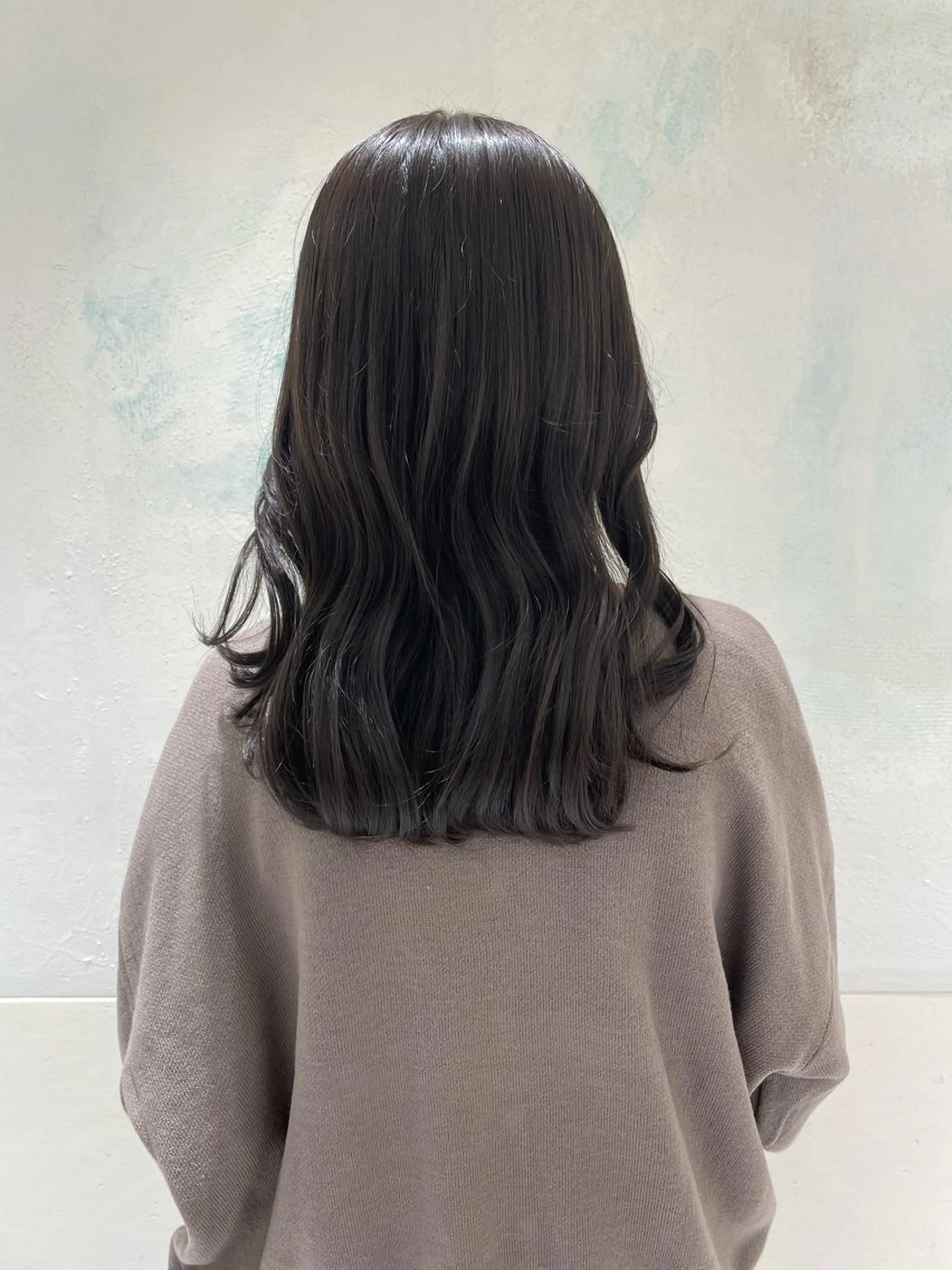 セミロング カラー ヘアアレンジ アッシュ アッシュグレー アッシュグレージュ 透明感カラー グレージュ 🌟当日予約OK🌟 西野楓加のヘアスタイル