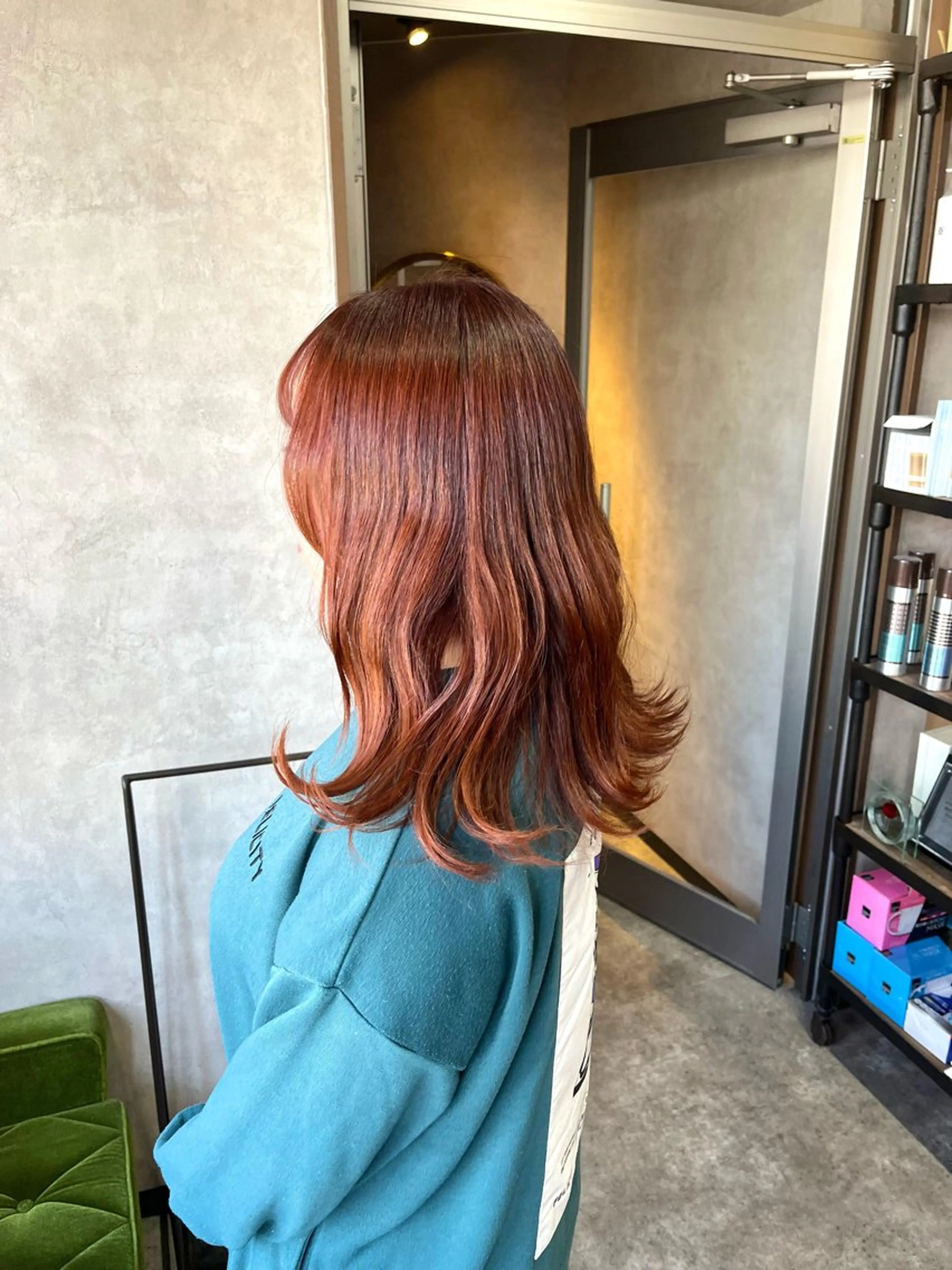 セミロング カラー ayane ito / HAWNDのヘアスタイル