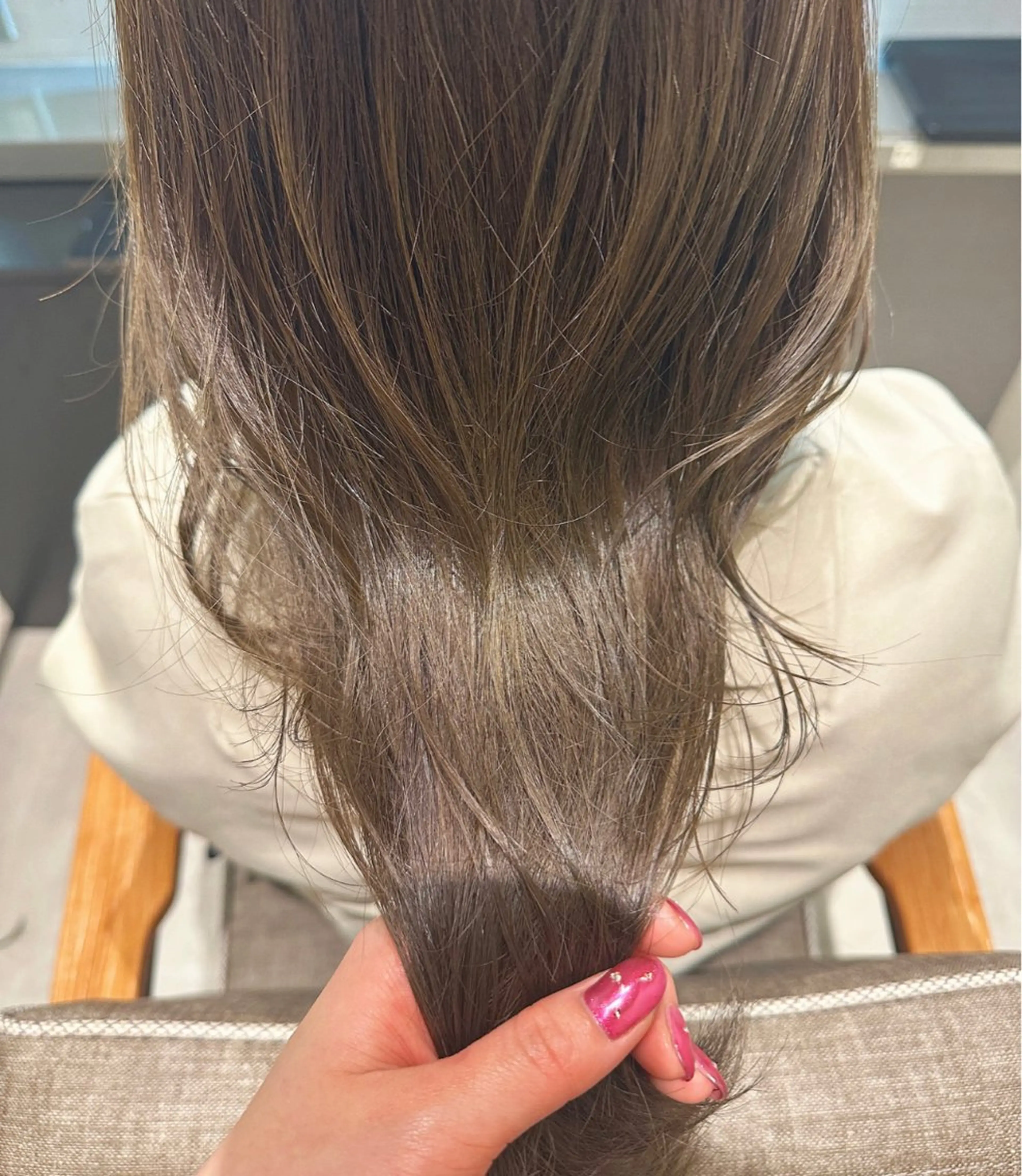 セミロング カラー レイヤーカット 🇰🇷韓国ｽﾀｲﾙ ﾚｲﾔｰ/ayanaのヘアスタイル