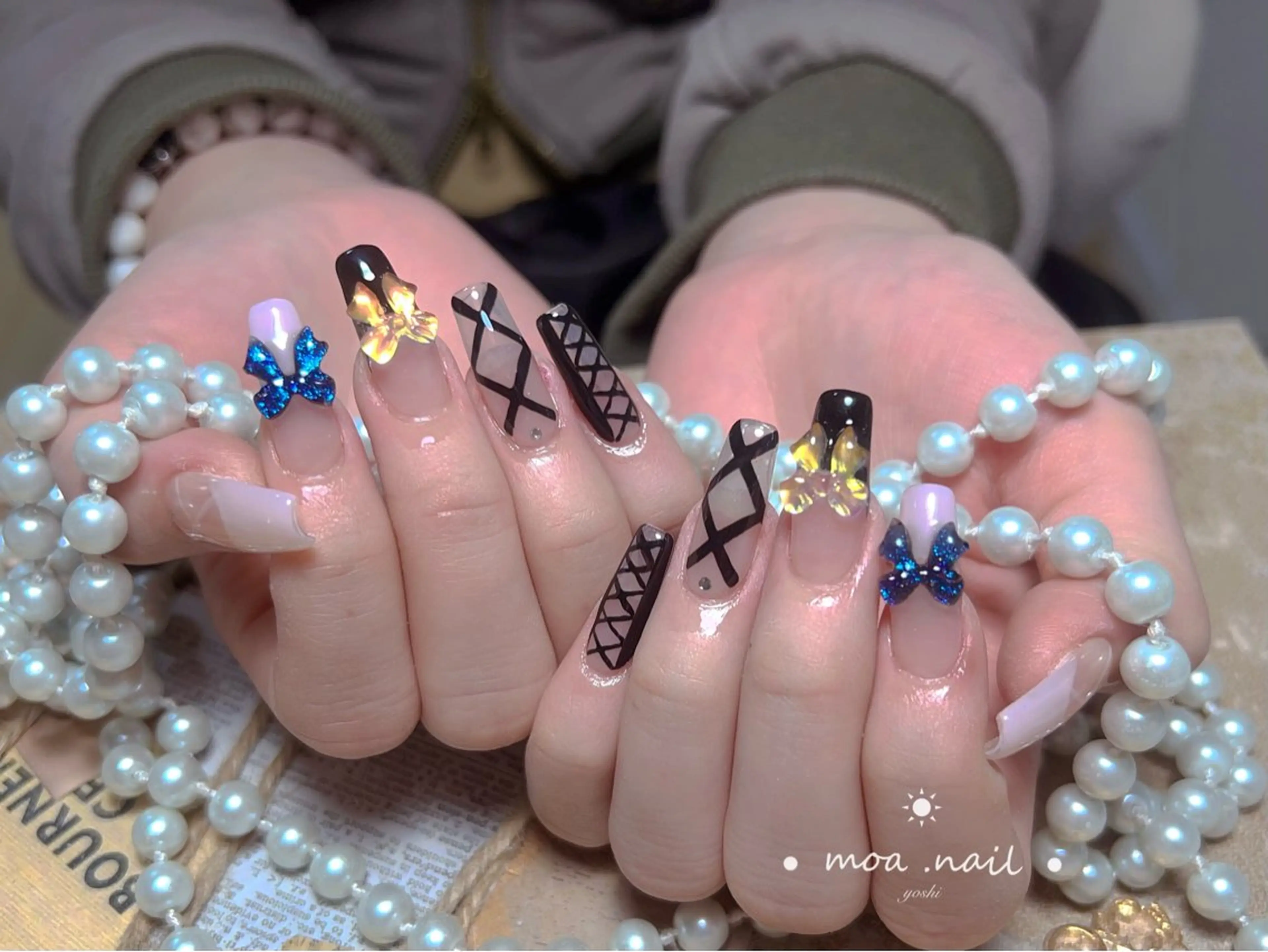 ネイル MoaNail🫶 Yoshiのネイルデザイン