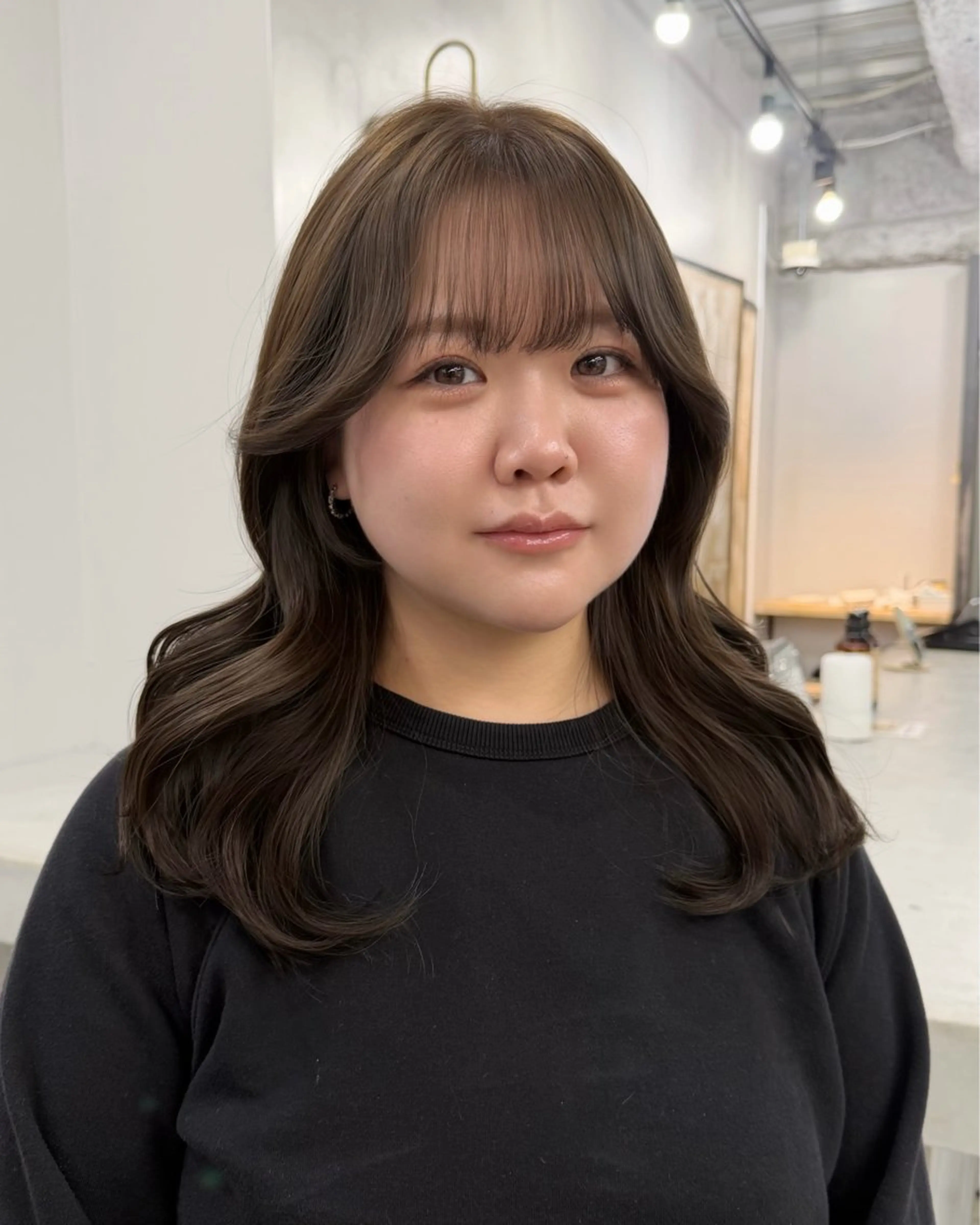 ミディアム カラー カット ヘアカラー トリートメント ヘッドスパ レイヤーカット／韓国 🤎きのした いちかのヘアスタイル