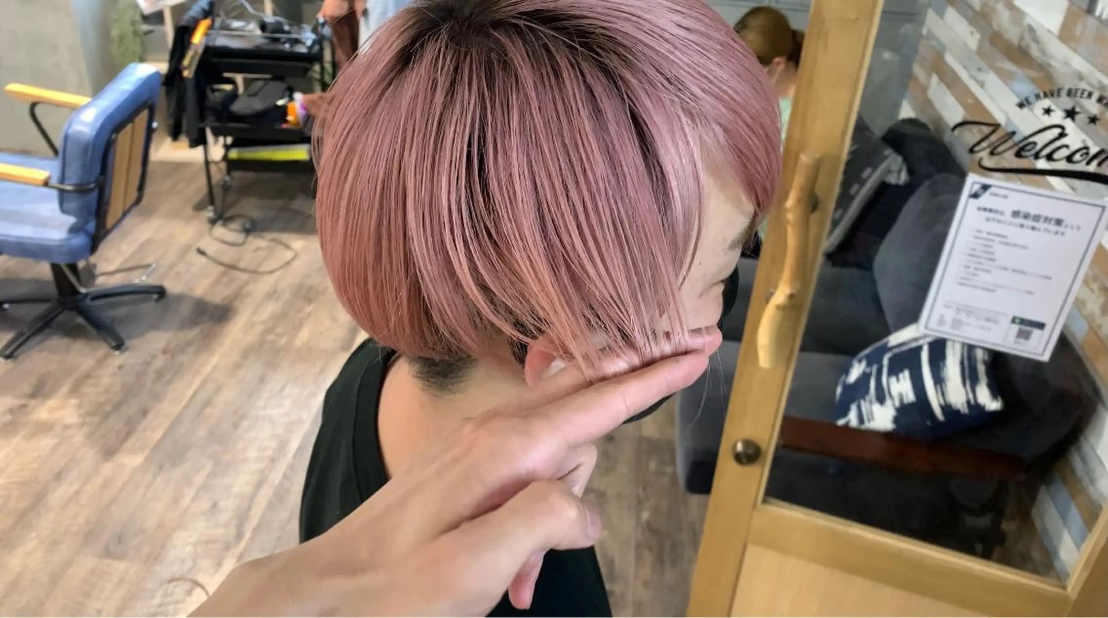 ショート カラー ブリーチ ピンクカラー バレイヤージュ /ハイライト/もときのヘアスタイル