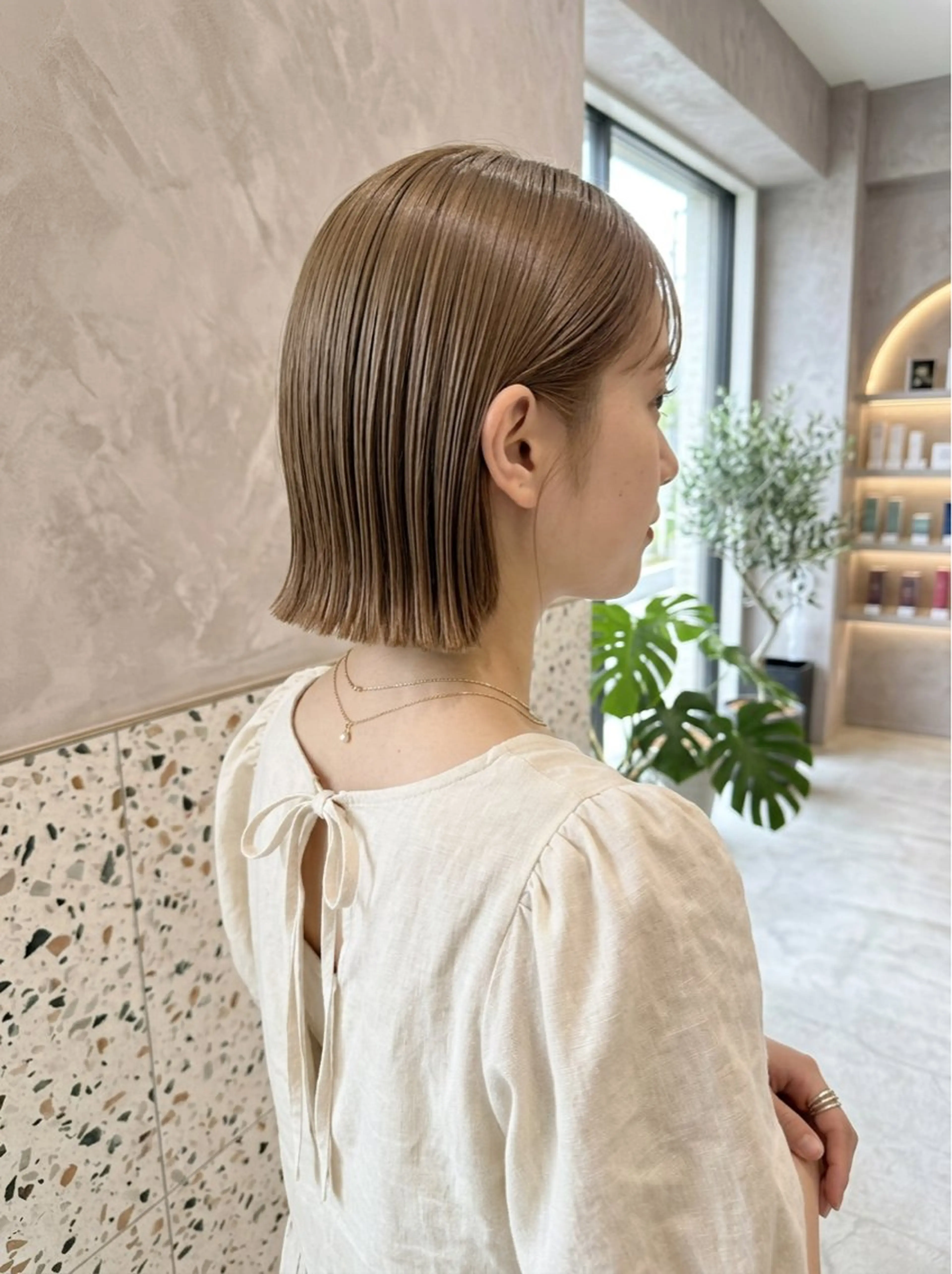 ショート 新井 穂のヘアスタイル