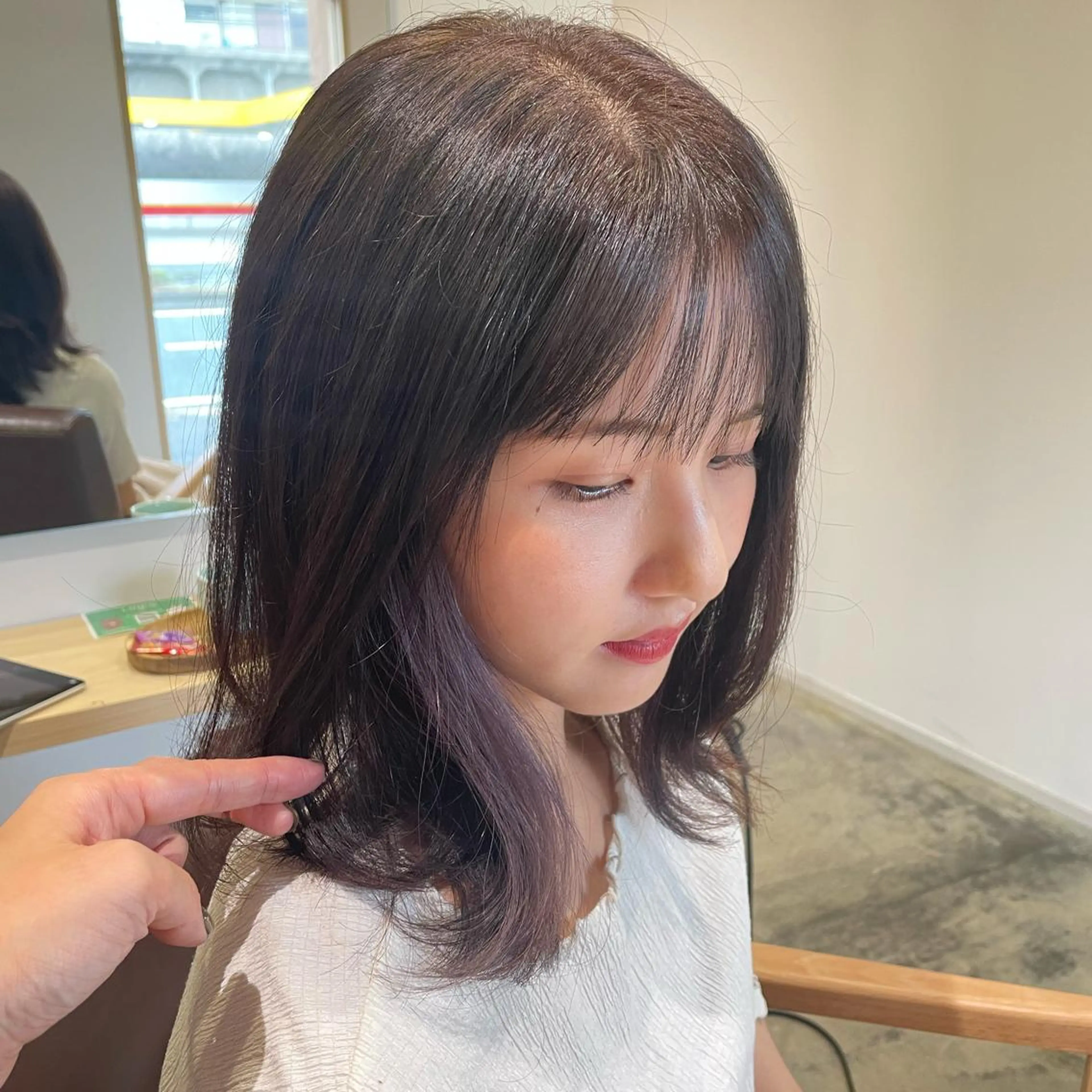 ミディアム ラベンダーベージュ ヘアカラー 北九州美容室 🕊️わかな✂︎のヘアスタイル