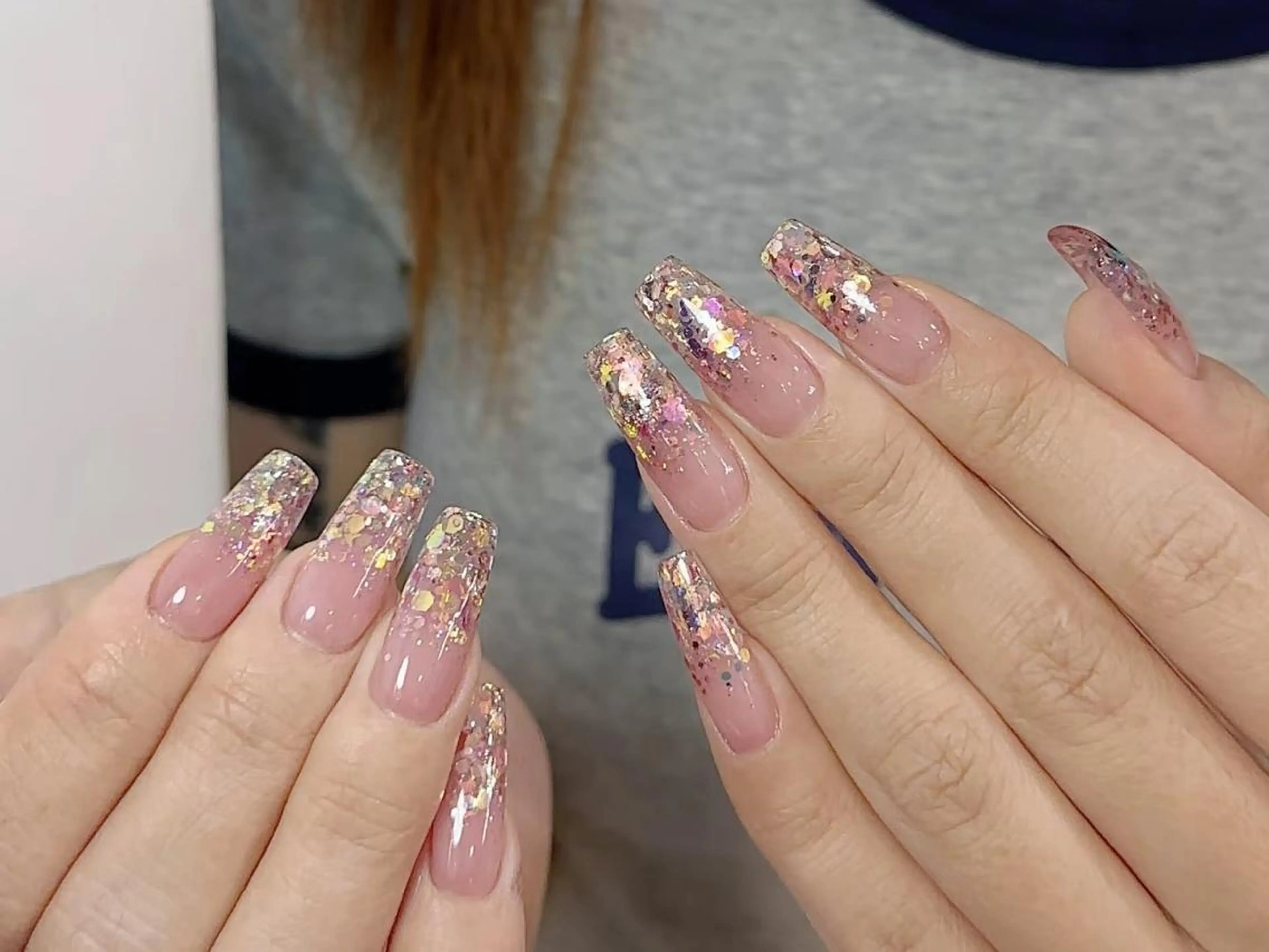 ネイル アートネイル オーロラネイル フレンチネイル ジェルネイル ガーリー ハンドネイル ハンドケア Lucky nailのネイルデザイン