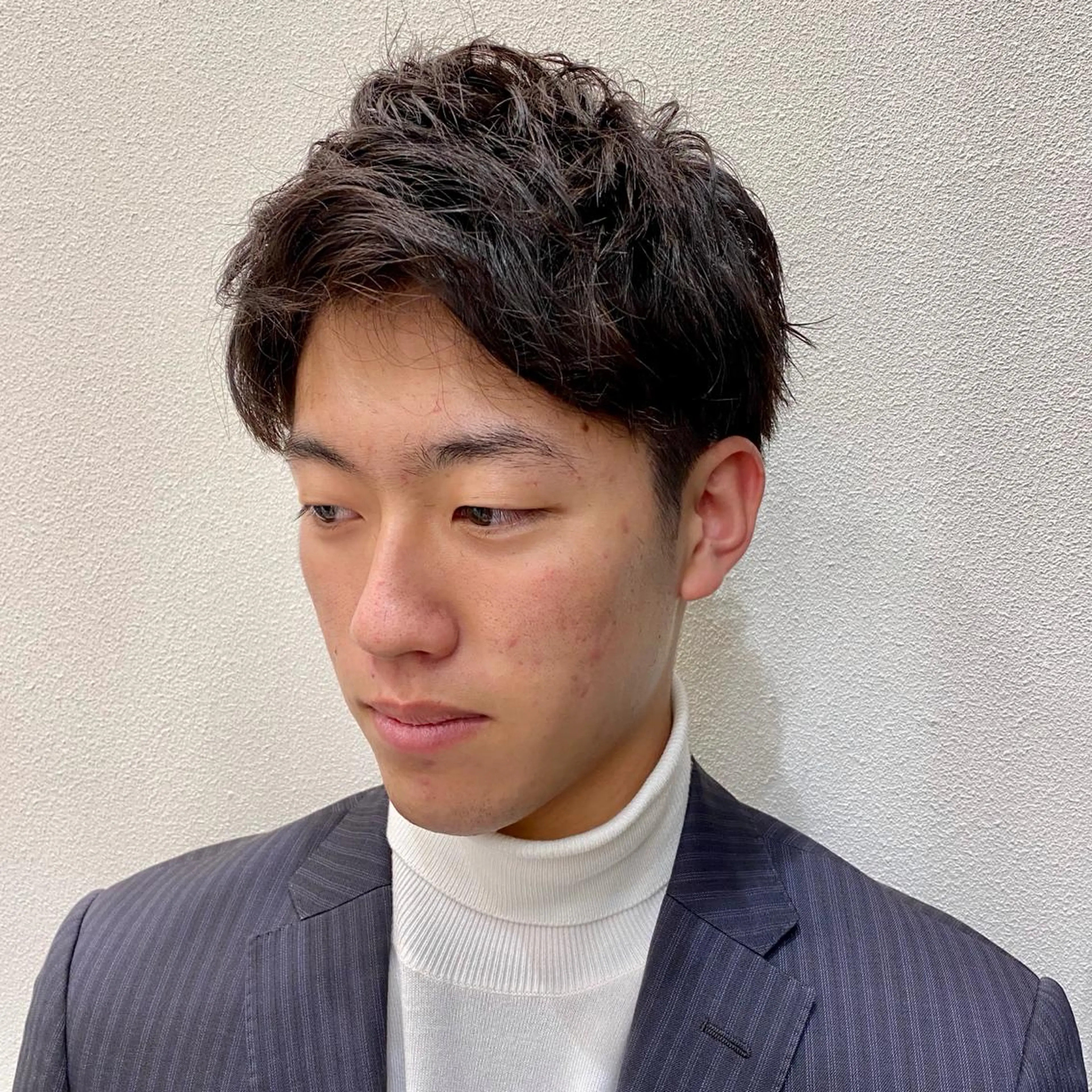 ショート ショートヘア 山崎 航のヘアスタイル