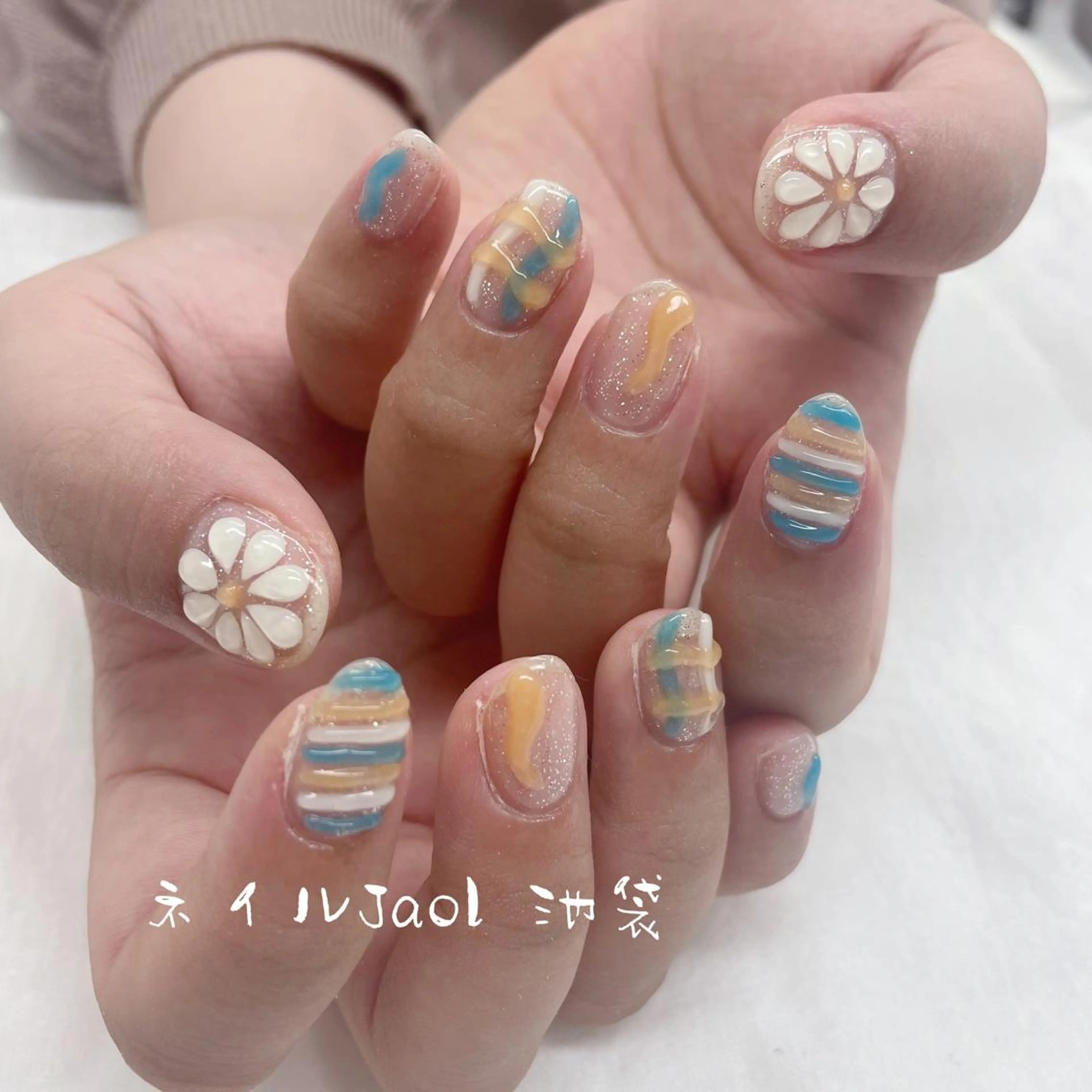 ミディアム ハンドネイル nail jaol池袋店所属・ネイルJaol 池袋のネイルデザイン