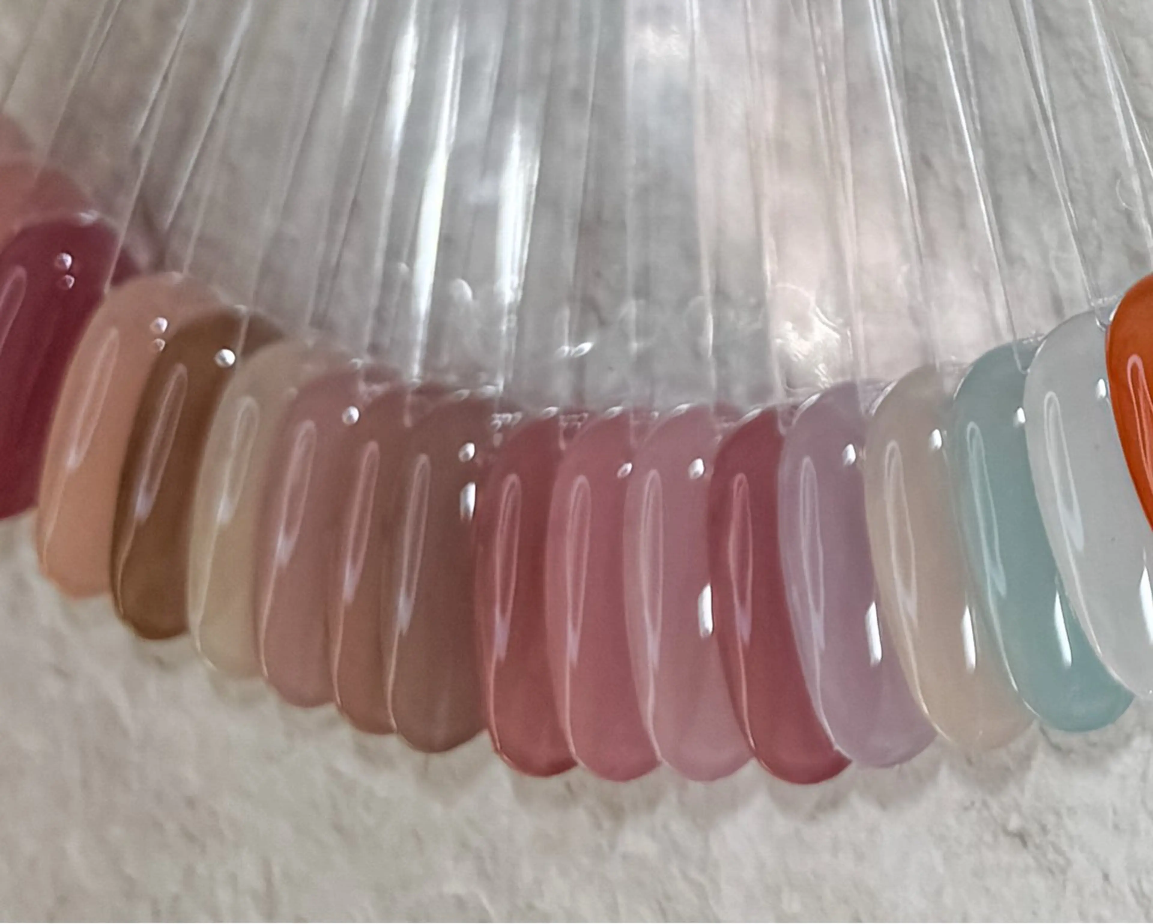 ネイル ピンク ピンクベージュ zuki🌔nail ┆堺筋本町・心斎橋のネイルデザイン