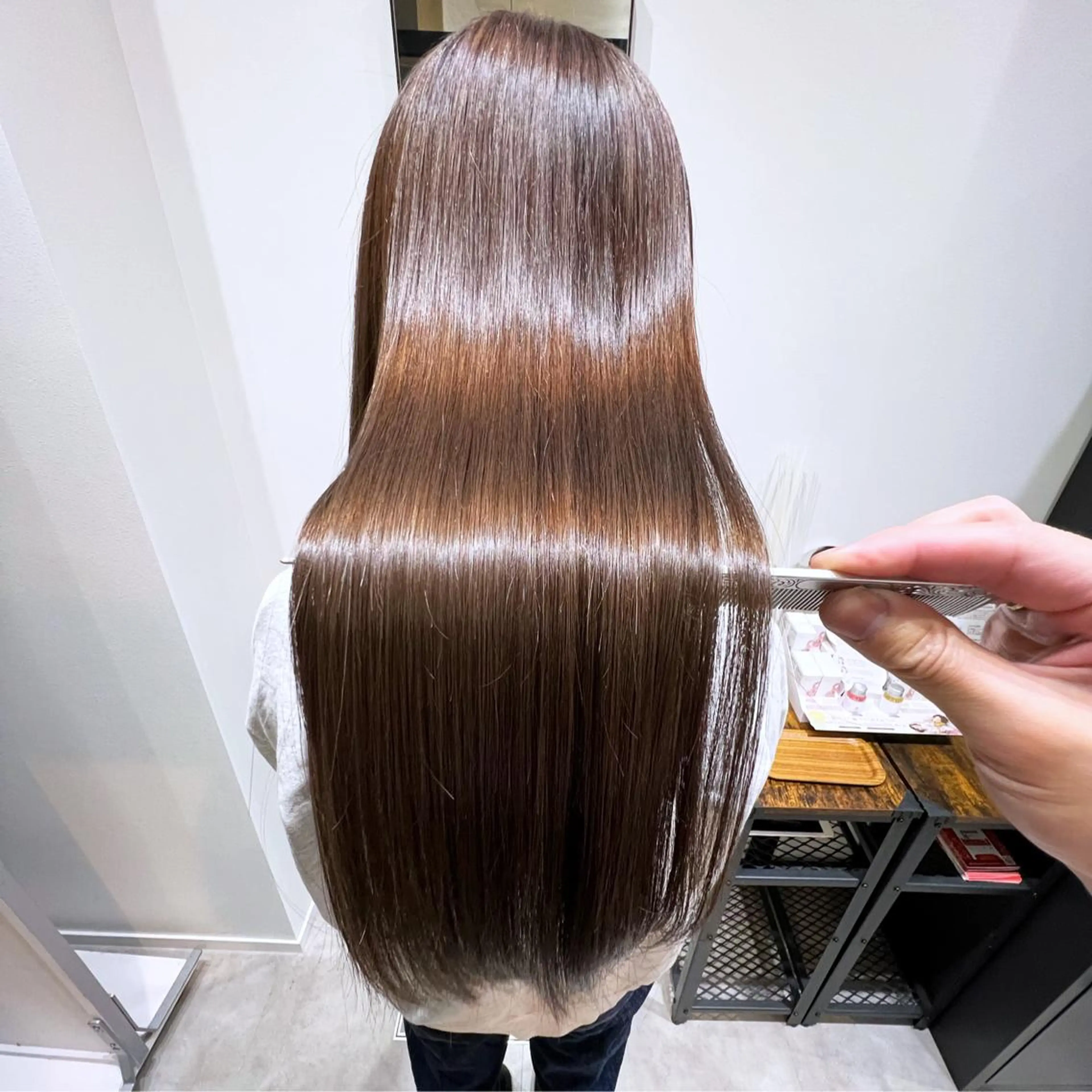 セミロング カラー 髪質改善 トリートメント カット ヘアカラー トリートメント fhami 店長 髪質改善　DAITOのヘアスタイル