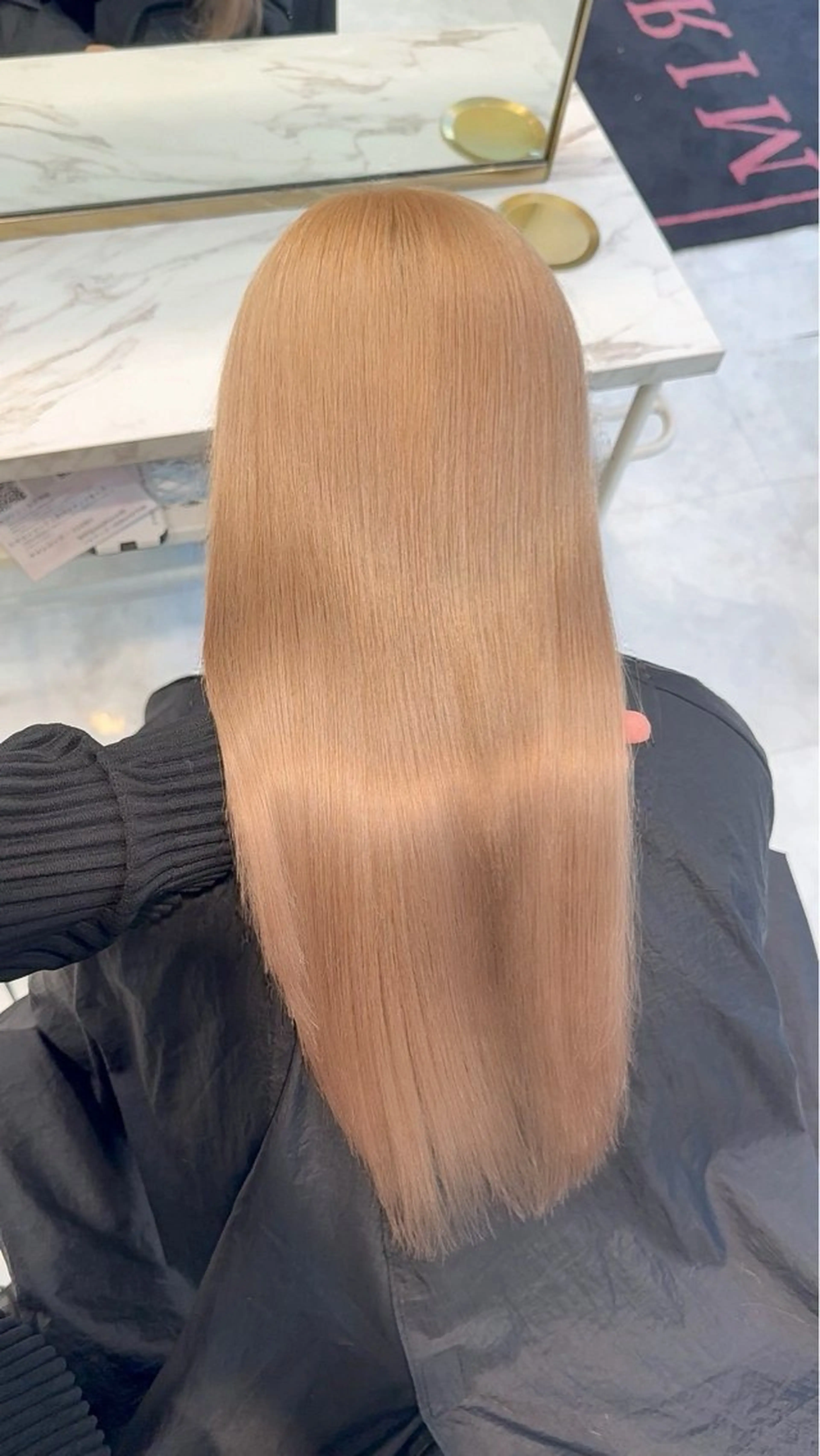 カラー 【🦋ハイトーンリタ ッチ🦋】ENAのヘアスタイル