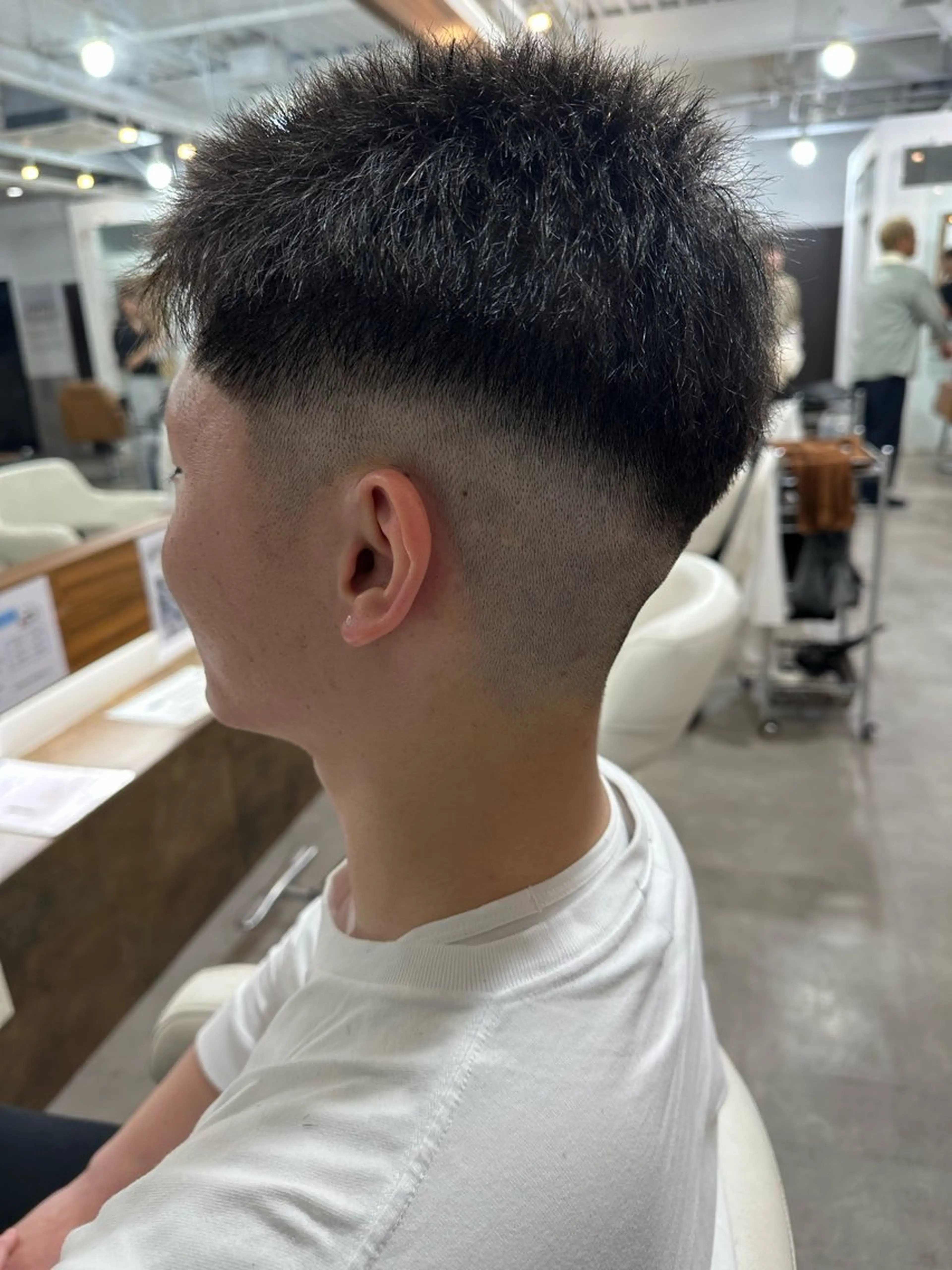 ショート カット 我満 宏映のヘアスタイル