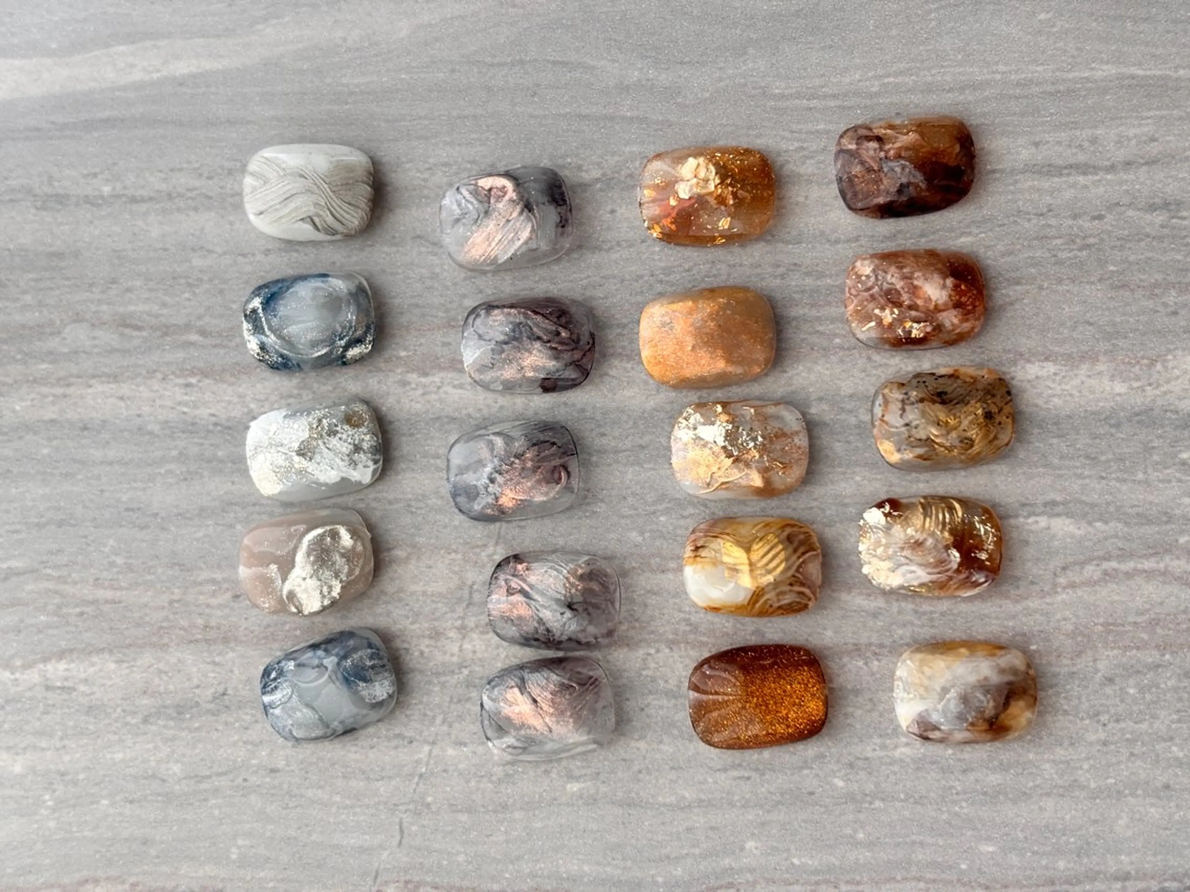 ネイル ニュアンスネイル 33 nail salon 徳山里美のネイルデザイン