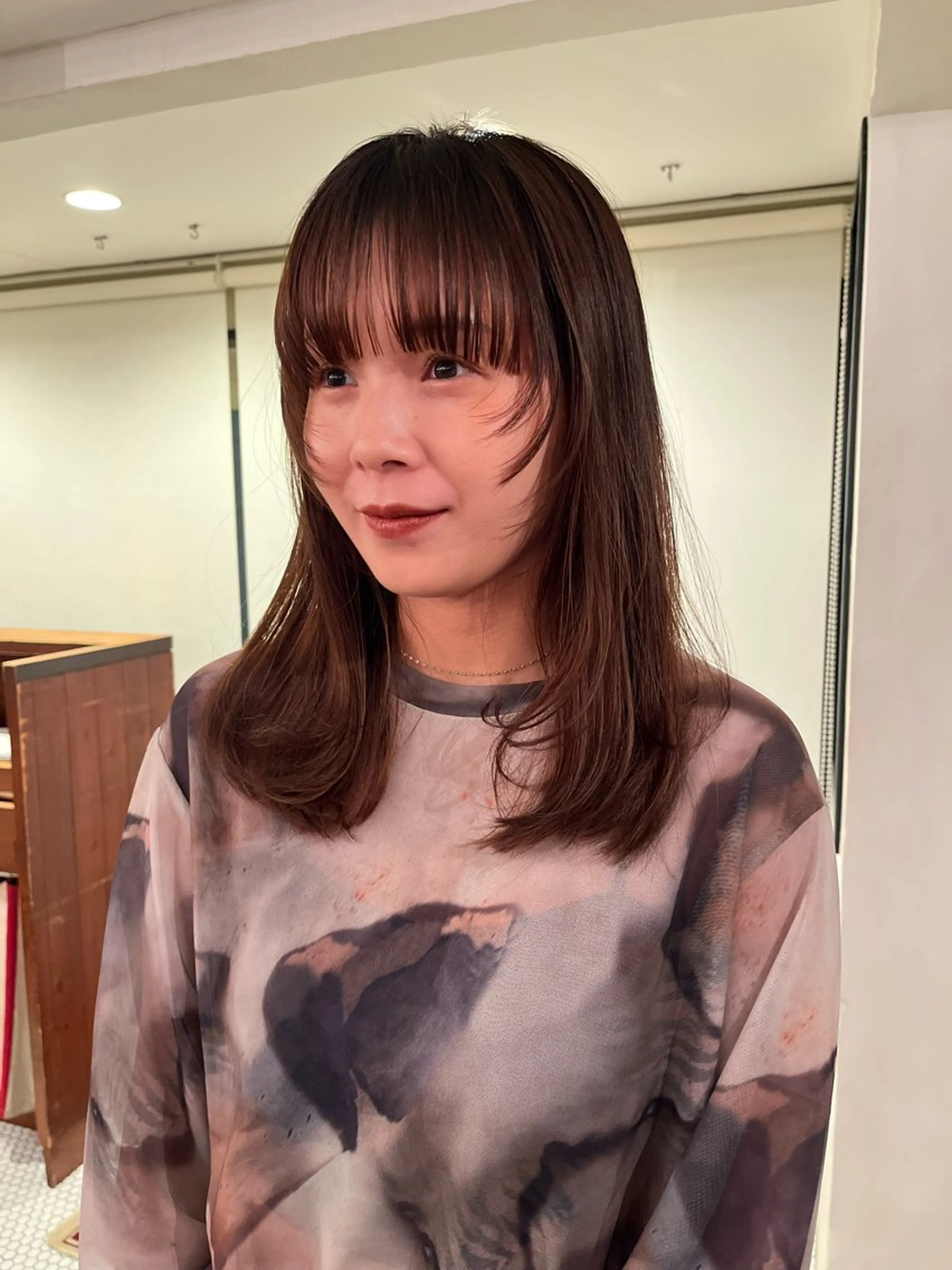 セミロング レイヤーカット ワイドバング 🧸メンズカット 🧸conatsuのヘアスタイル