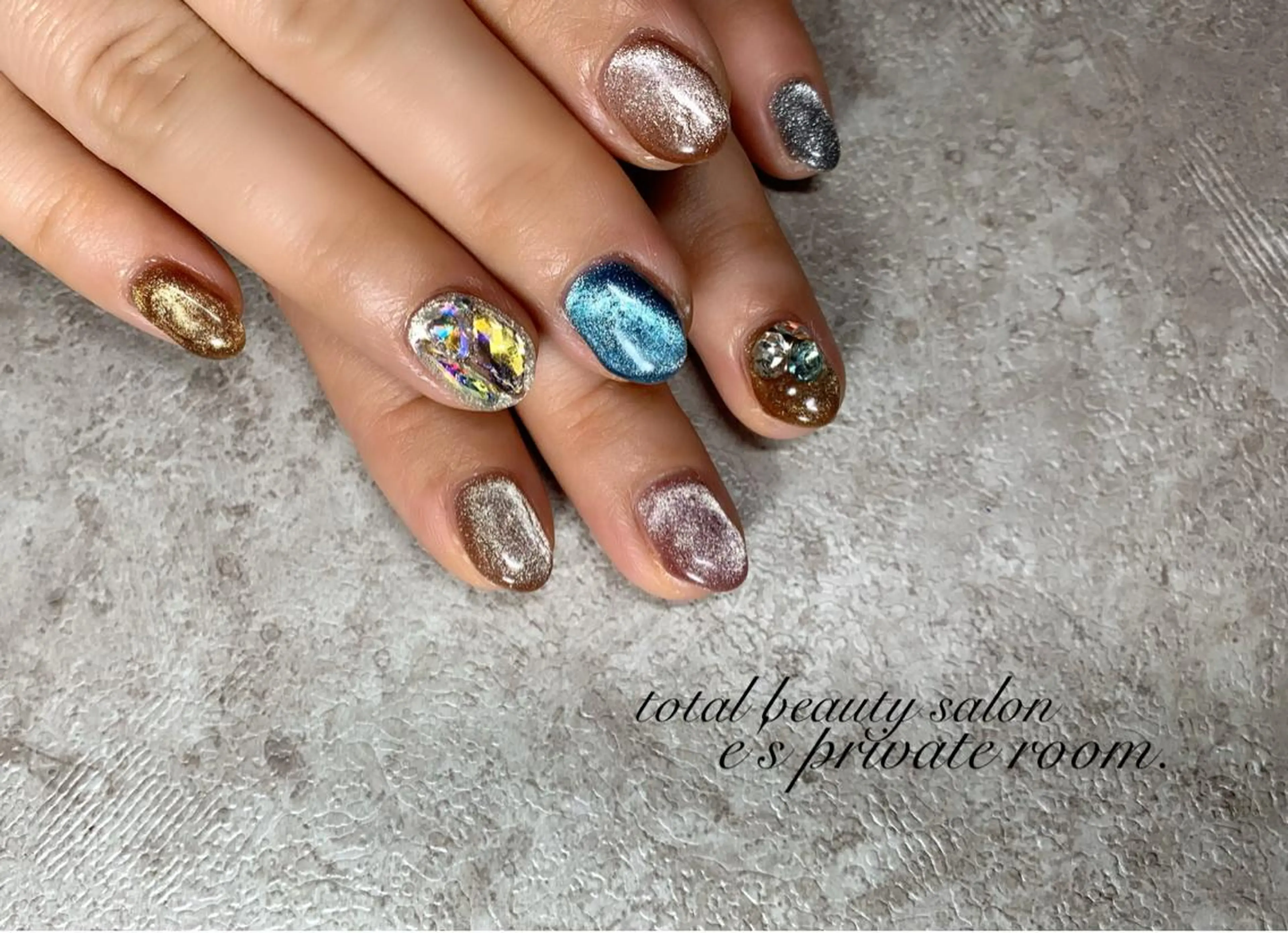 ネイル LAVISH nail salonのネイルデザイン