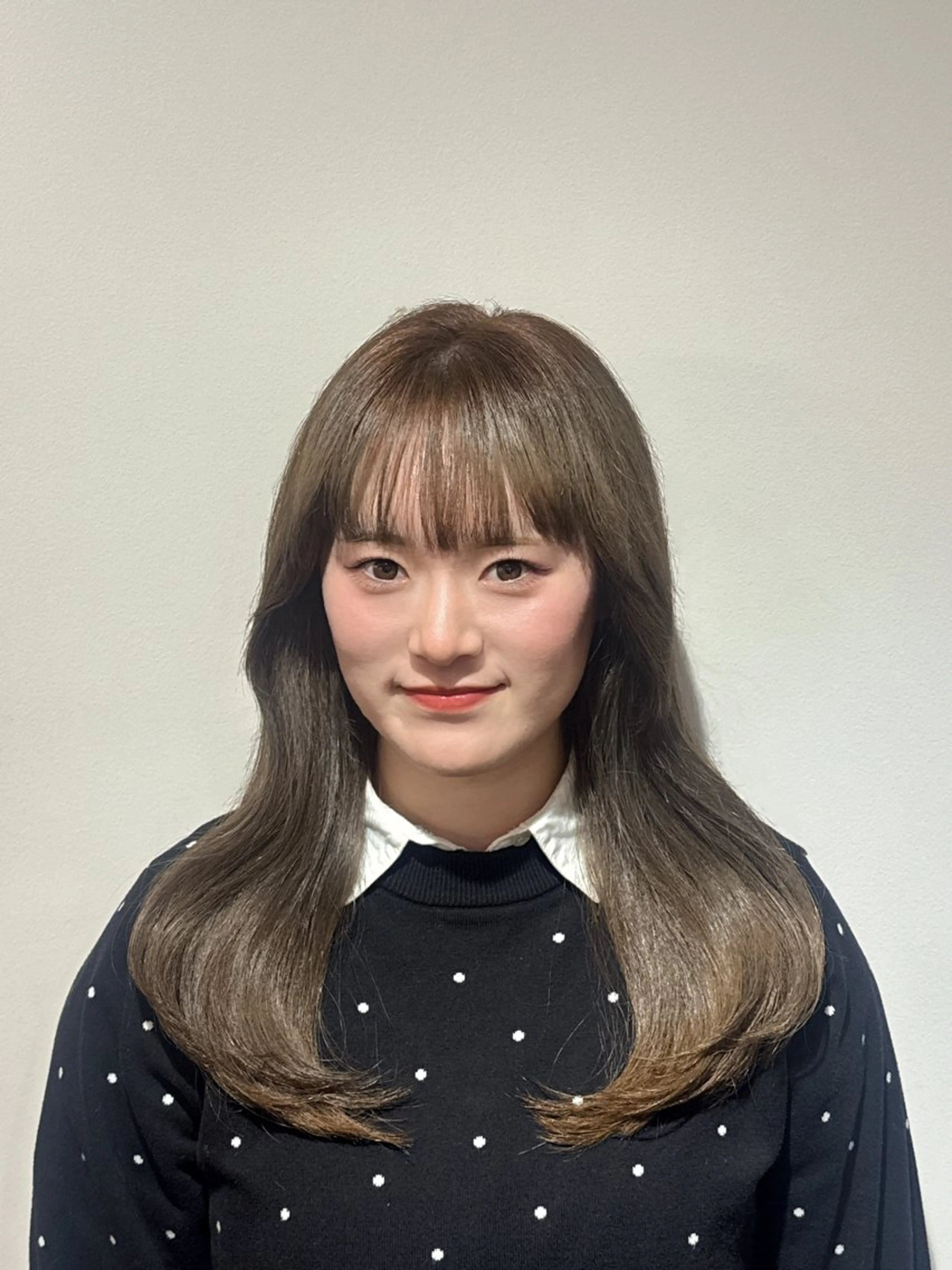 【4月限定🉐】カット＋リタッチケアカラー＋高保湿システムトリートメント✨️の写真