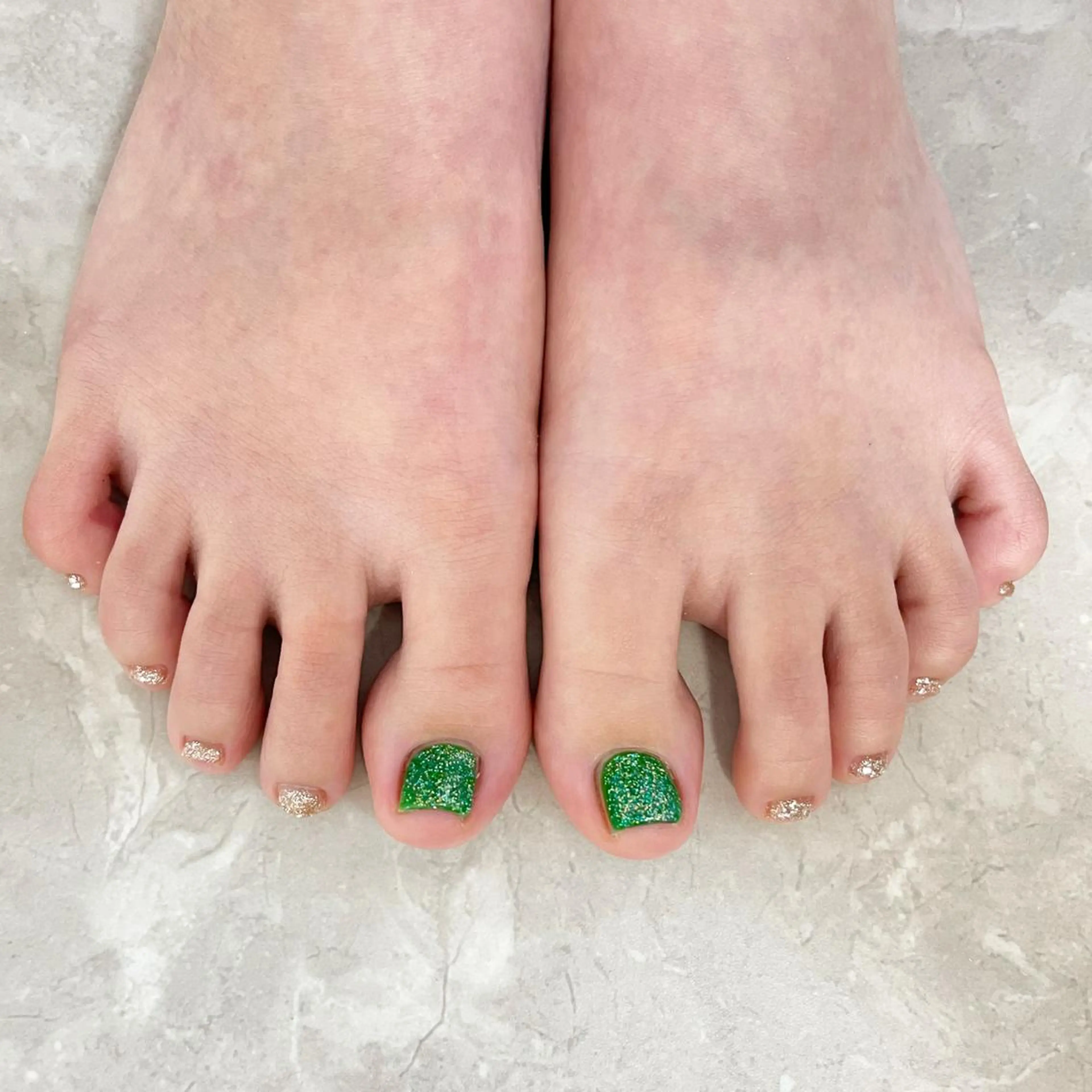 ネイル フットネイル Luxy YUKIのネイルデザイン