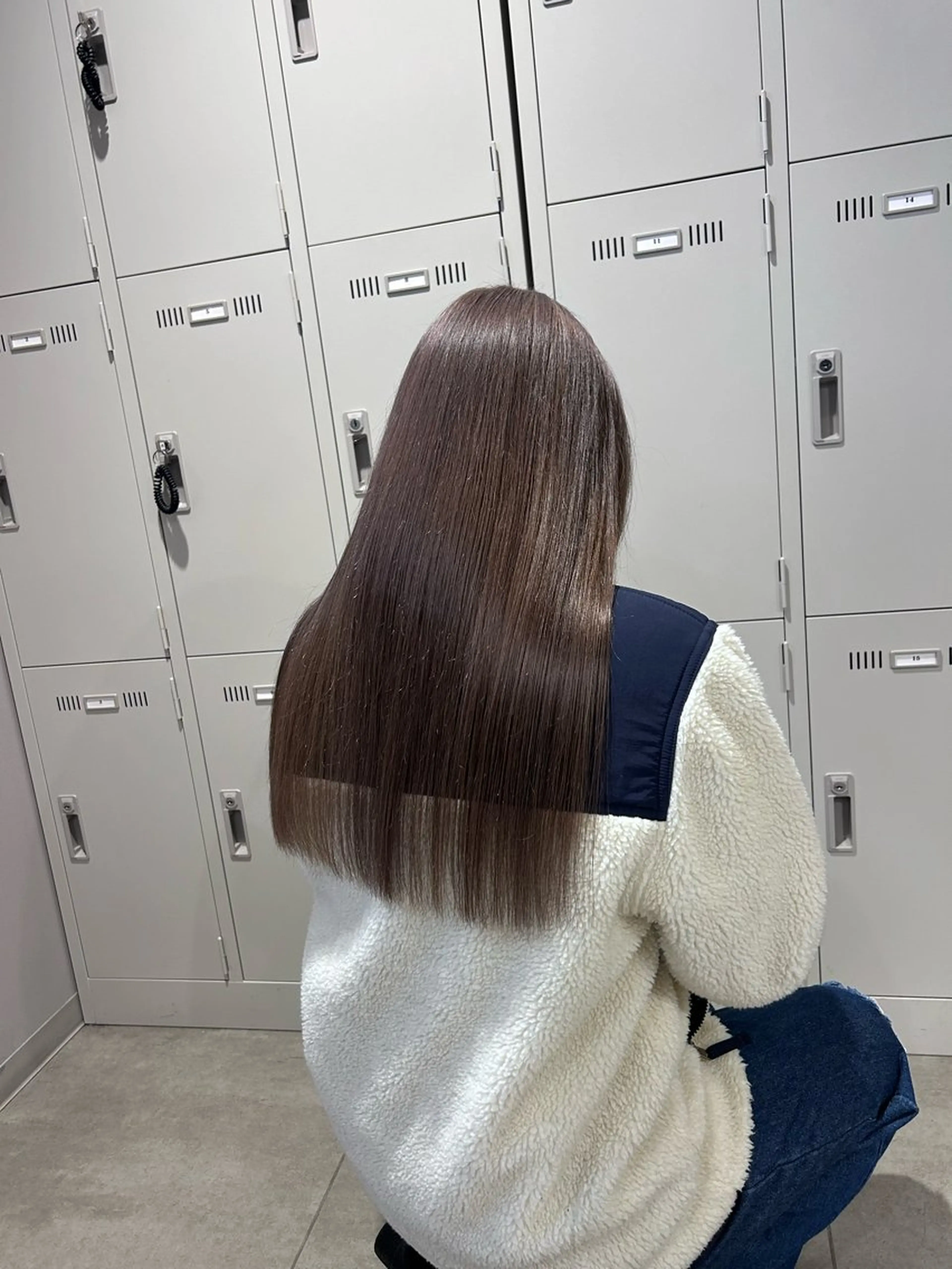 カラー ヘアカラー トリートメント 透明感ベージュ🤎 ナチュラルレイヤーのヘアスタイル