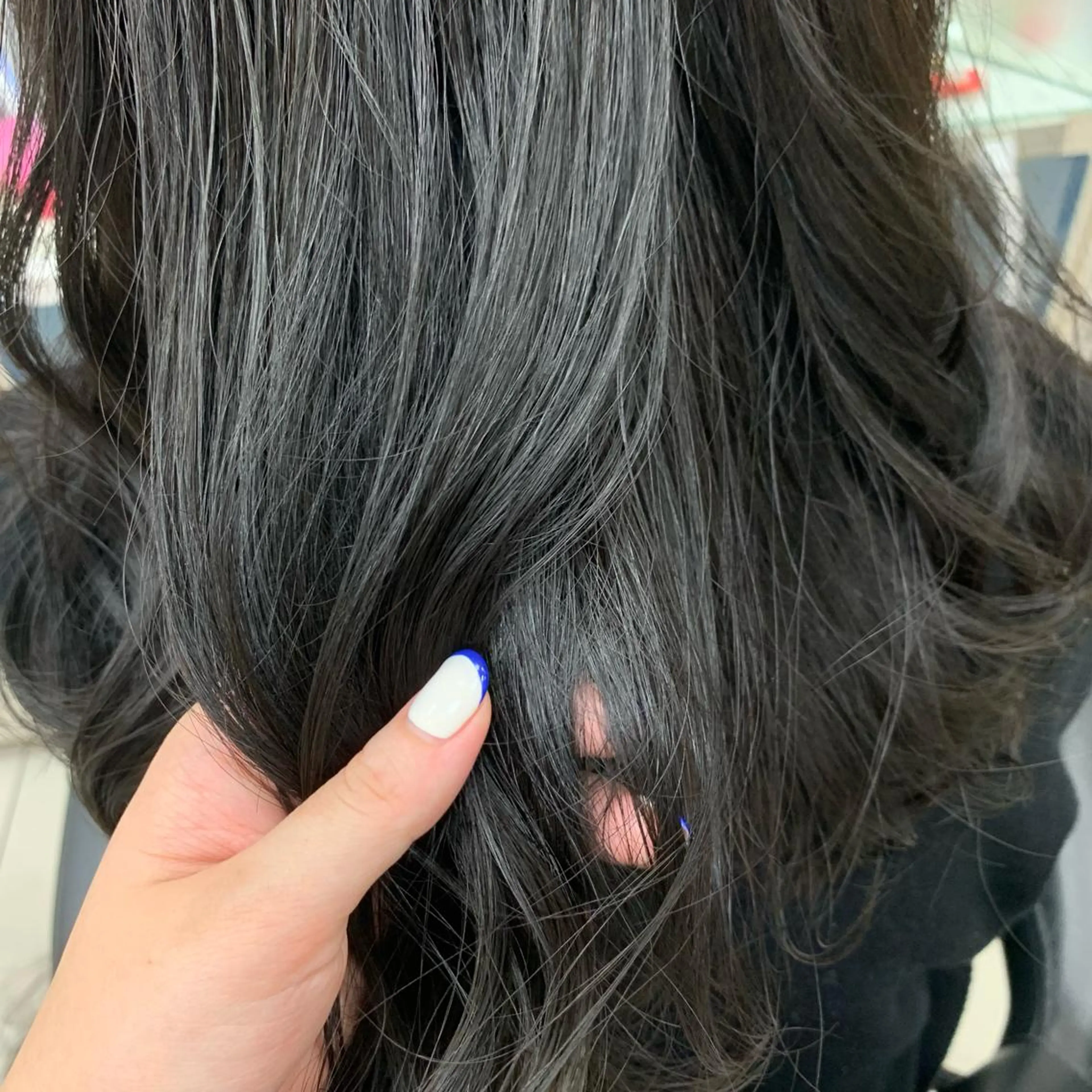 セミロング カラー グレージュ ヘアカラー トリートメント ウスイ ハルカのヘアスタイル