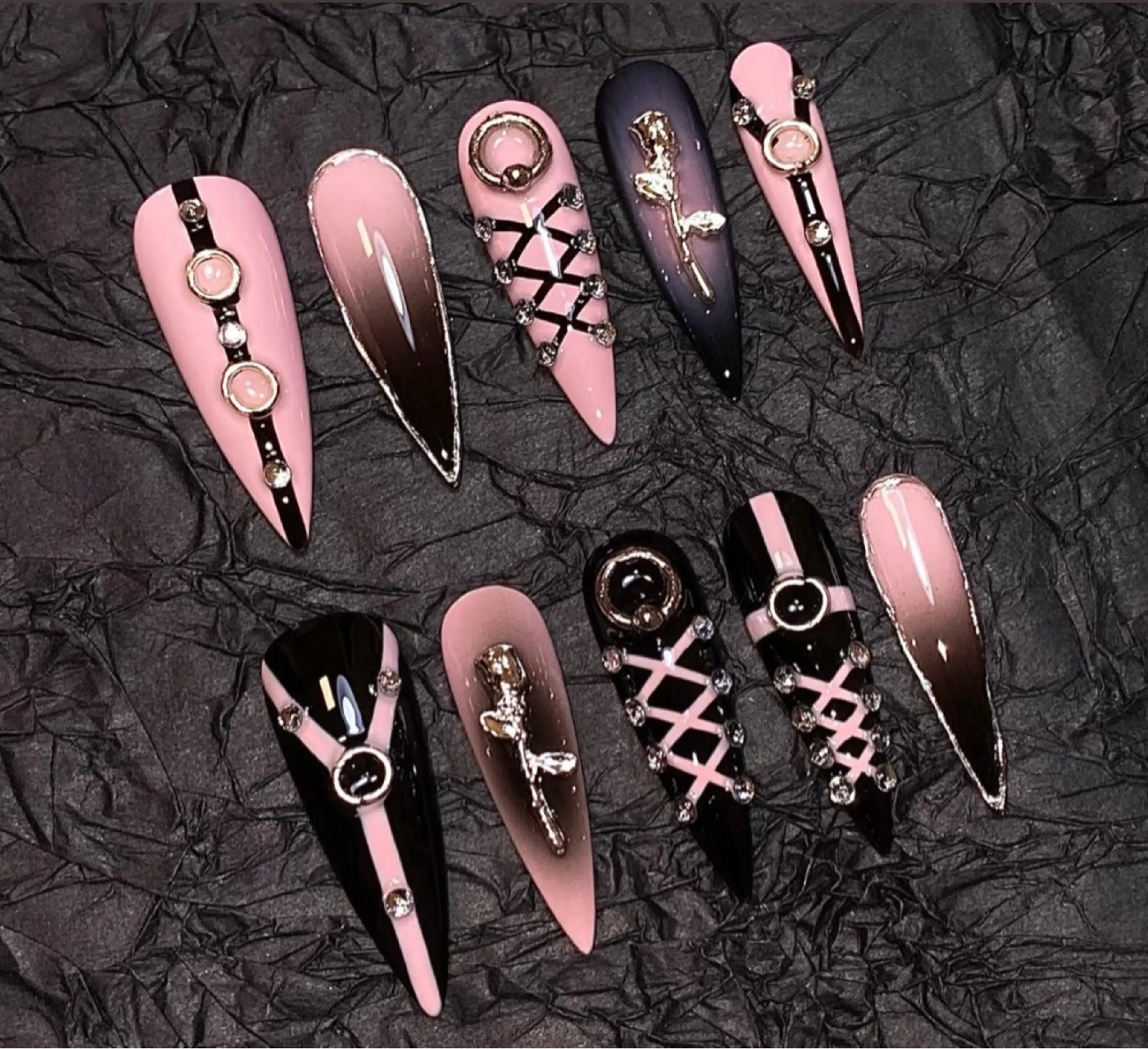 ネイル アートネイル オーロラネイル チークネイル フレンチネイル ガラスフレンチ ハンドネイル 🎀🎀YooLi Nail Salonのネイルデザイン