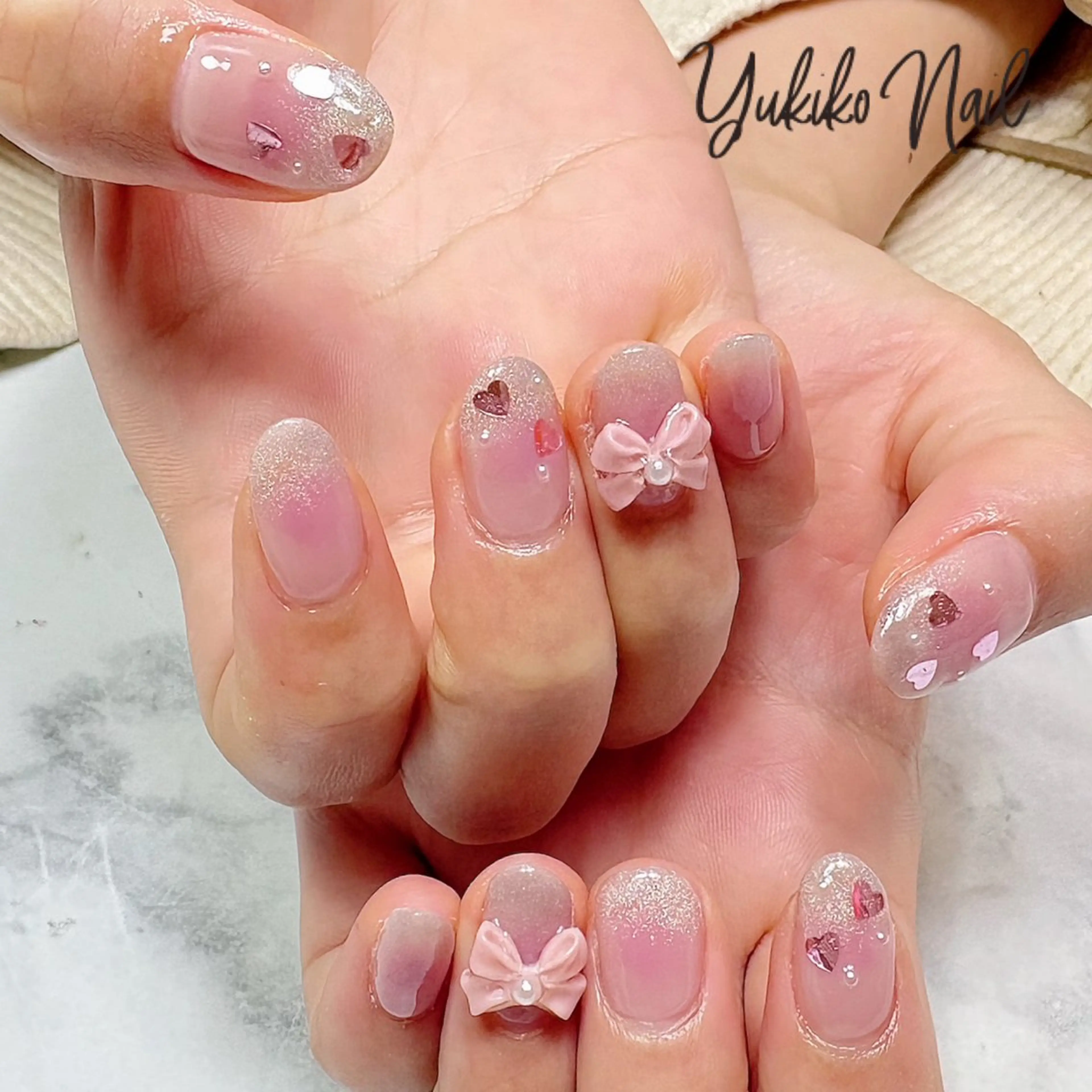ネイル チークネイル ガーリー グラデーション ハート リボン ハンドネイル ユキコ ネイルのネイルデザイン