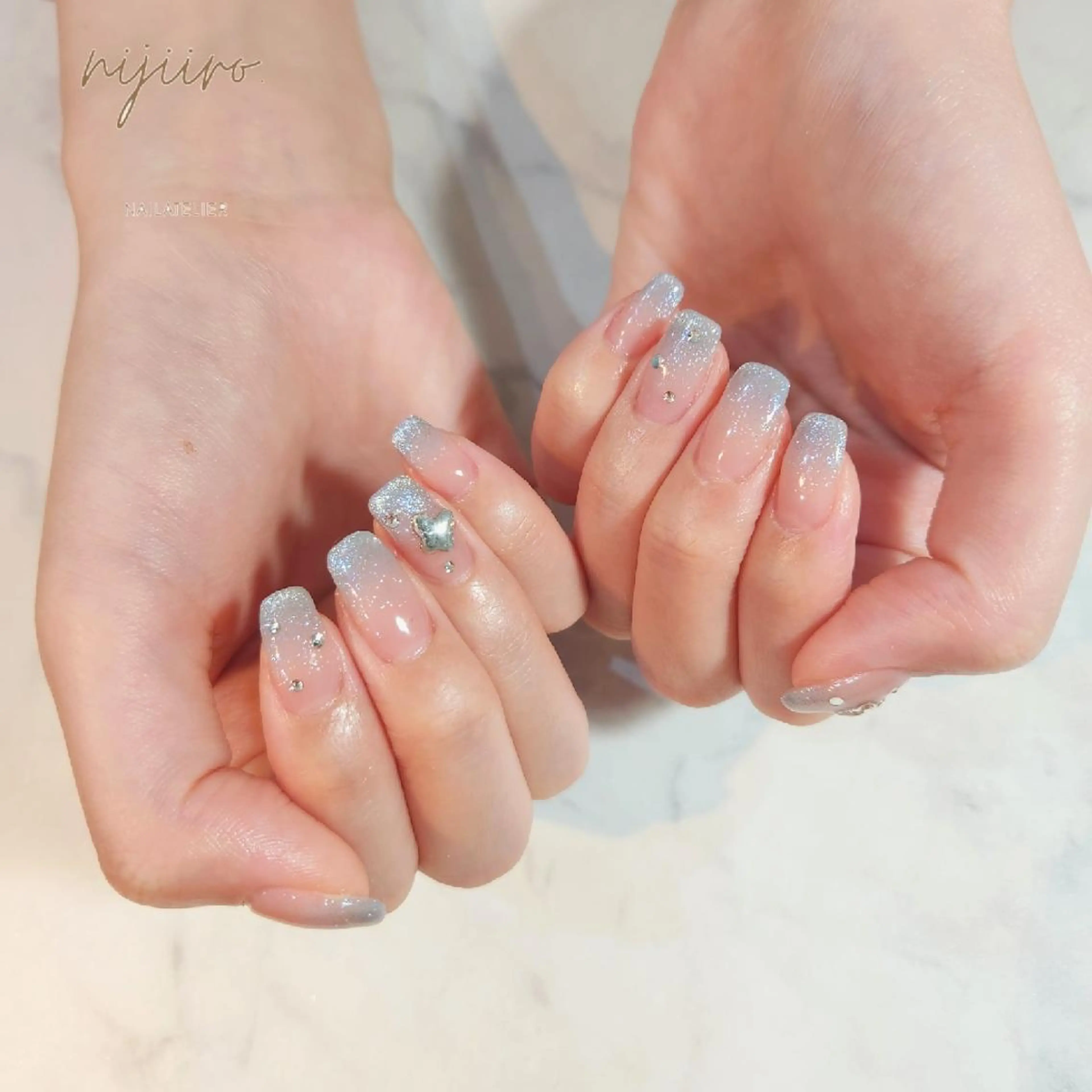 ネイル グラデーション マグネットネイル ハンドネイル nailatelier nijiiro.所属・nijiiro🌈 サトウのネイルデザイン
