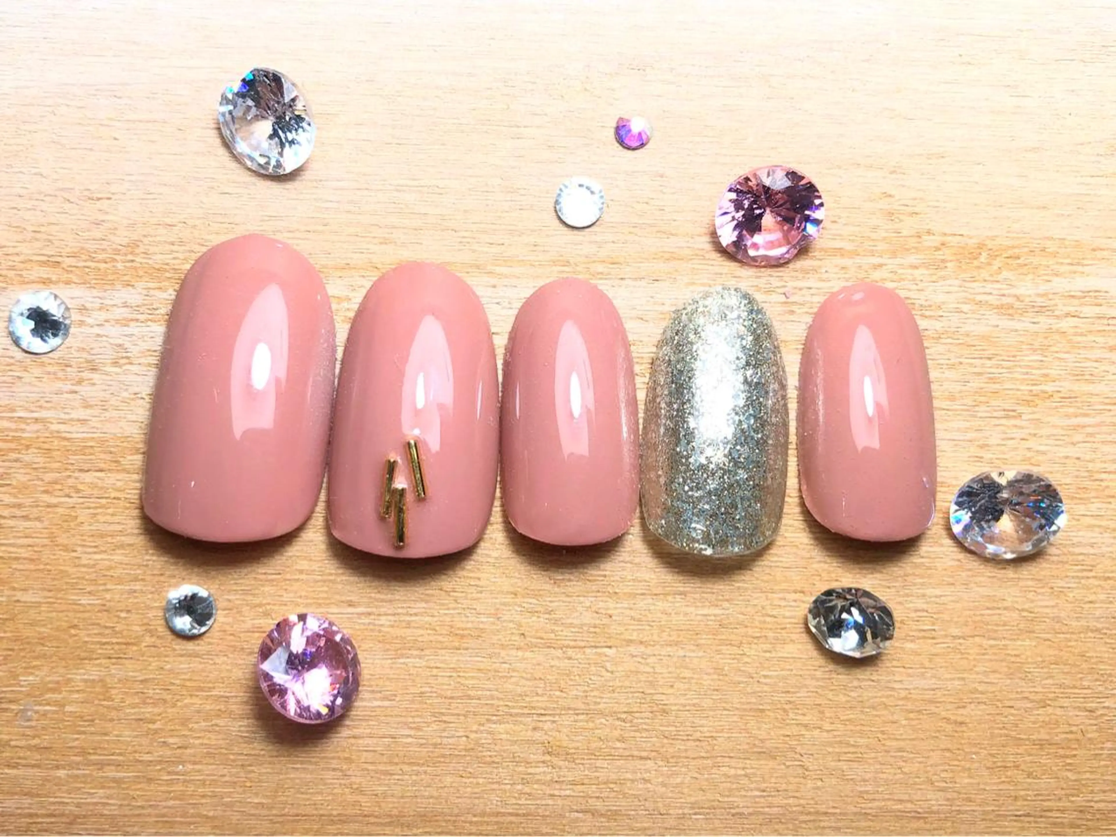 ネイル Nest 三田のマツエク・マツパデザイン