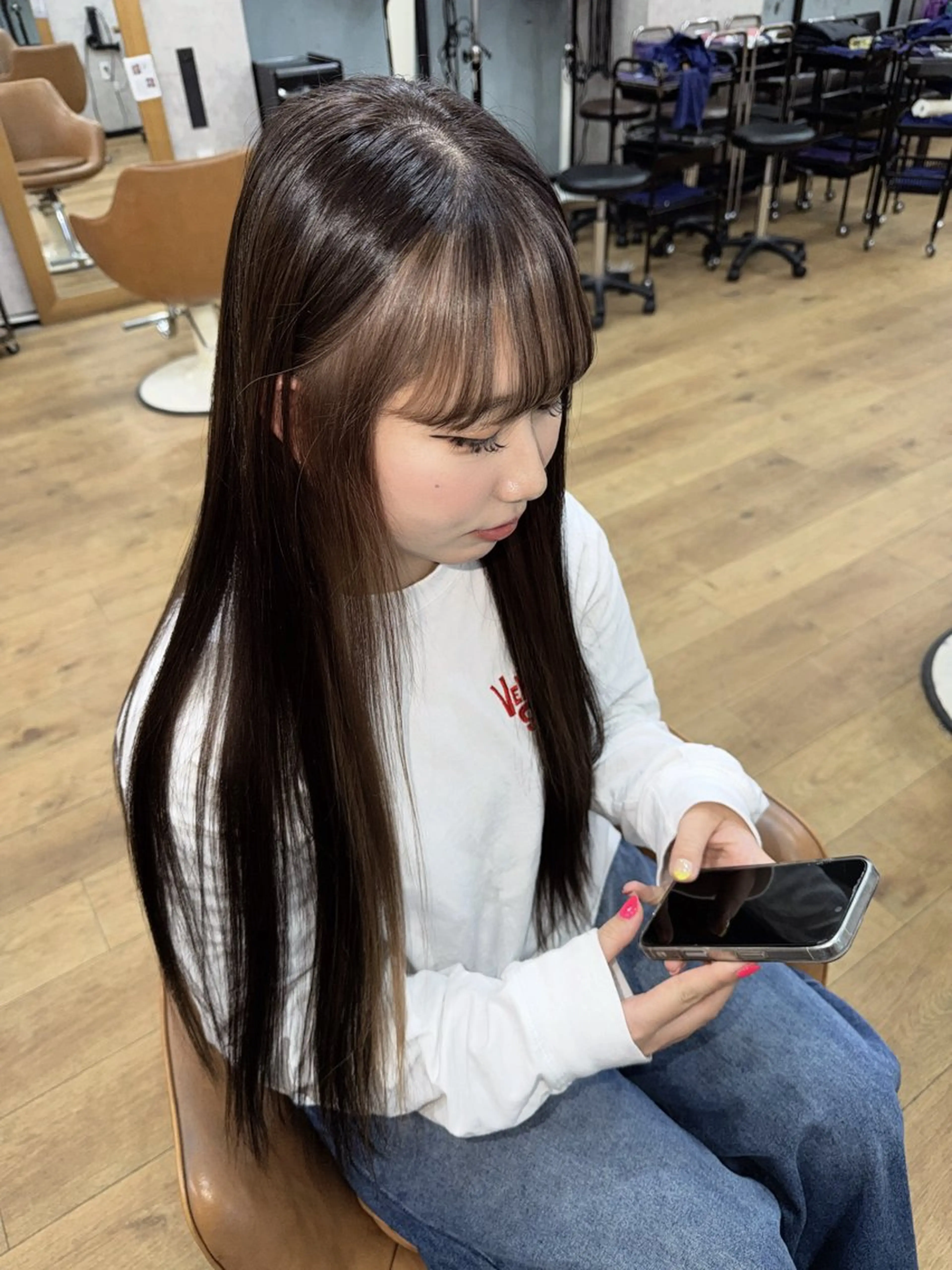 ロング カラー イヤリングカラー 宮崎 稚世のヘアスタイル