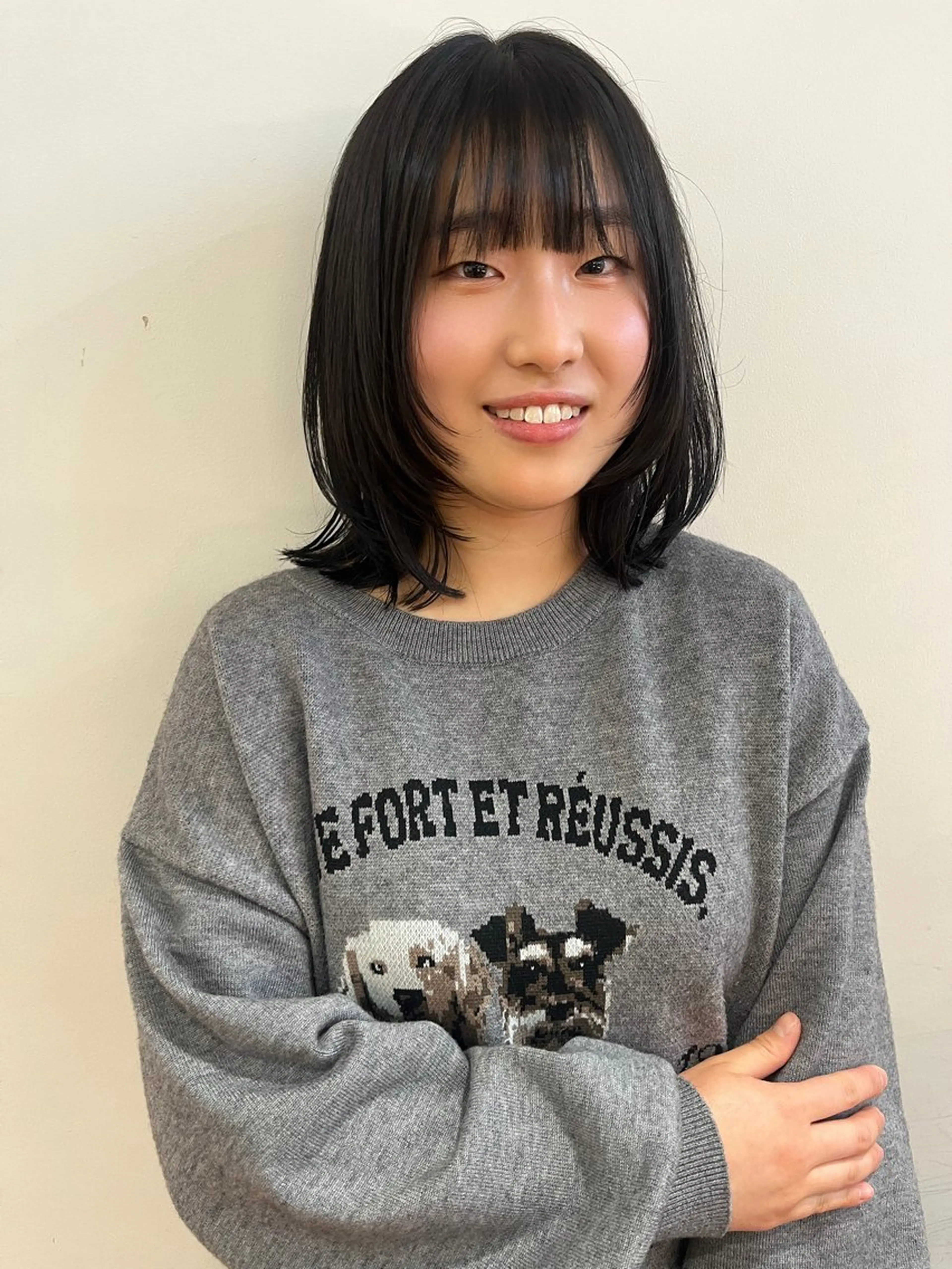 ミディアム 林 和香菜のヘアスタイル