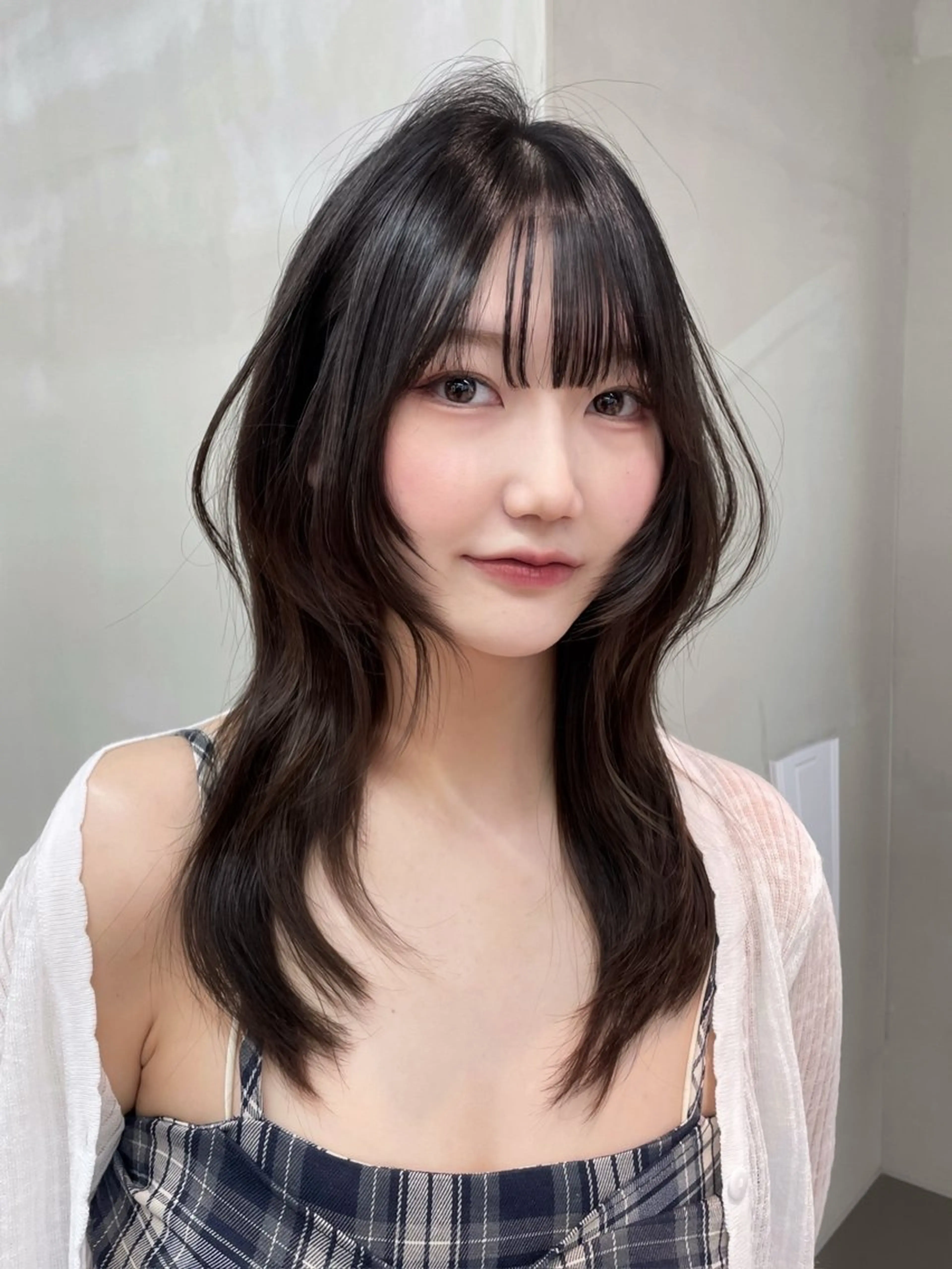 ミディアム カット ヘアカラー トリートメント ヘッドスパ ヘアセット 韓国ヘア/レイヤー Londエレンのヘアスタイル