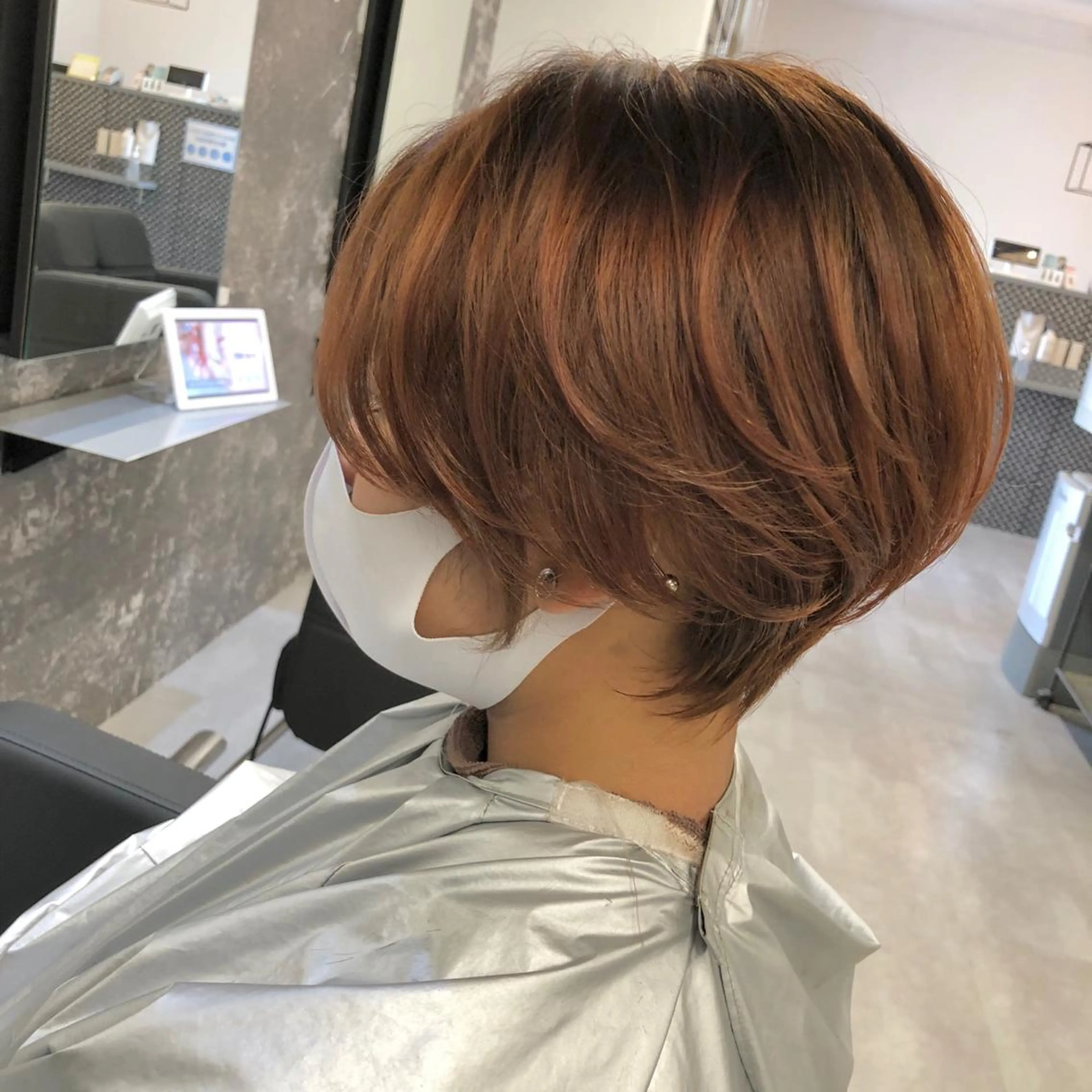 ショート カラー ヘアアレンジ ショートボブ ハンサムショート ボブ レイヤーカット ショートヘア アンドウ ユウ/ レイヤーカット/韓国のヘアスタイル