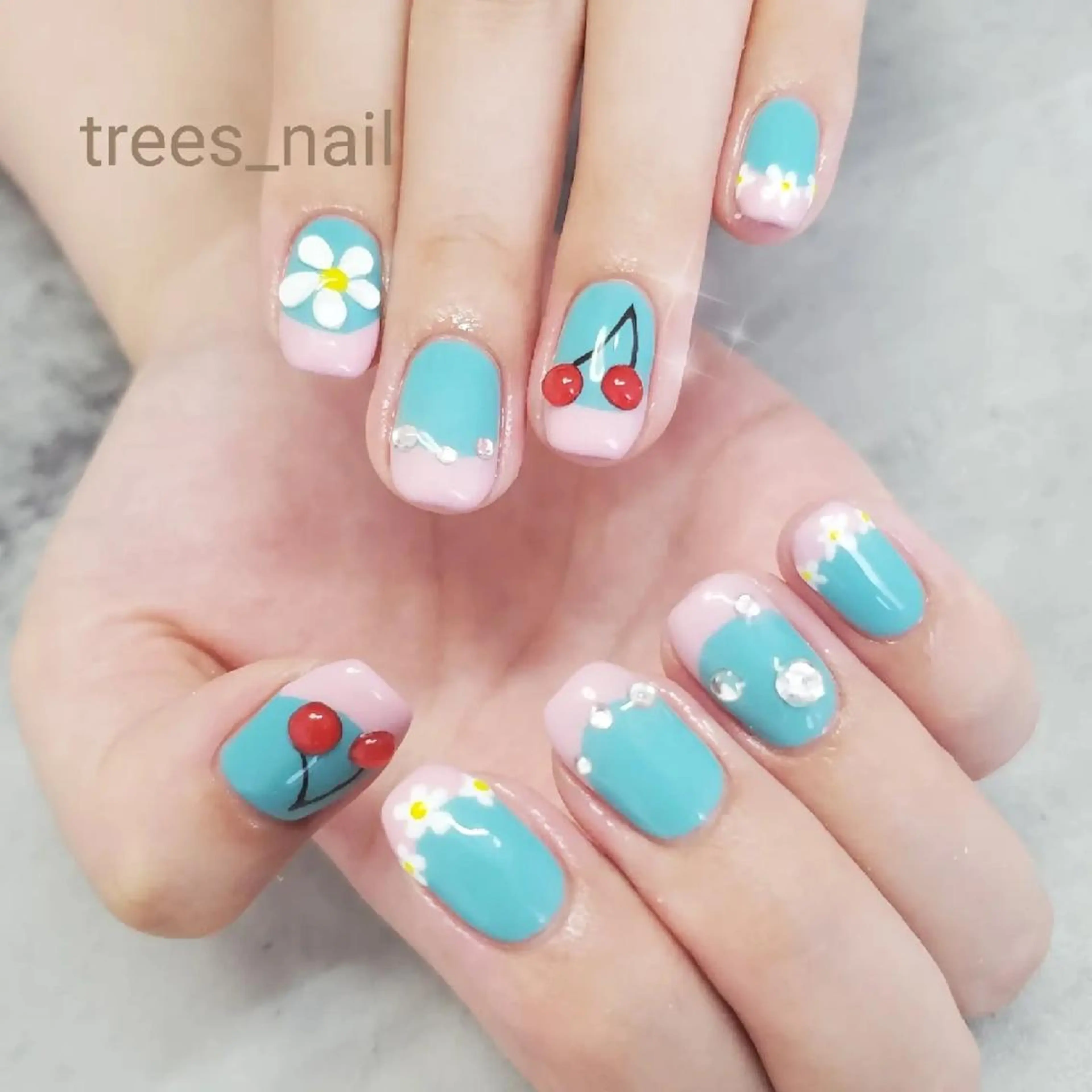ネイル trees_ nailのネイルデザイン