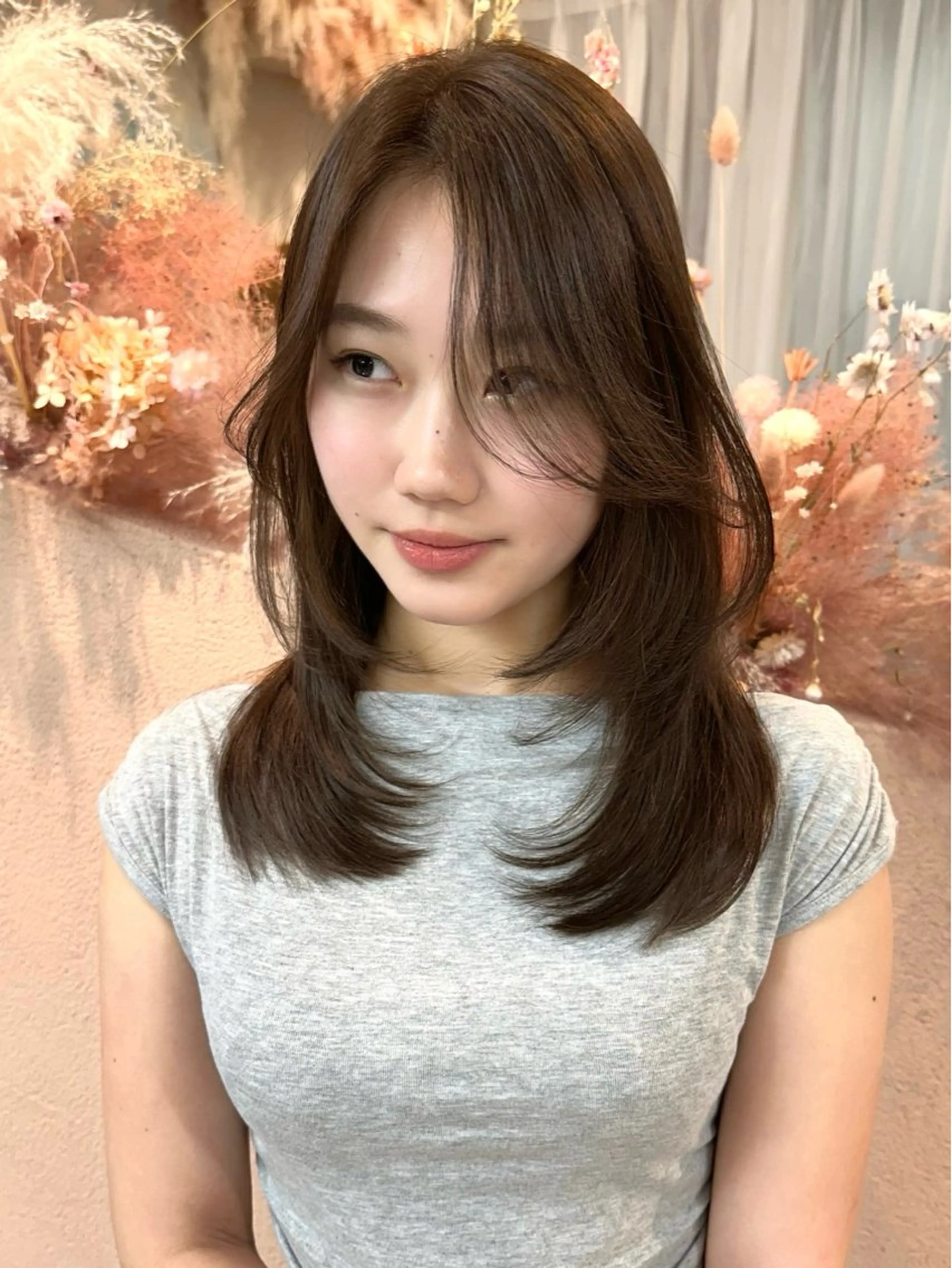 ミディアム カラー ハイレイヤー レイヤーカット 韓国ヘア🦢🖤 Sayumiのヘアスタイル