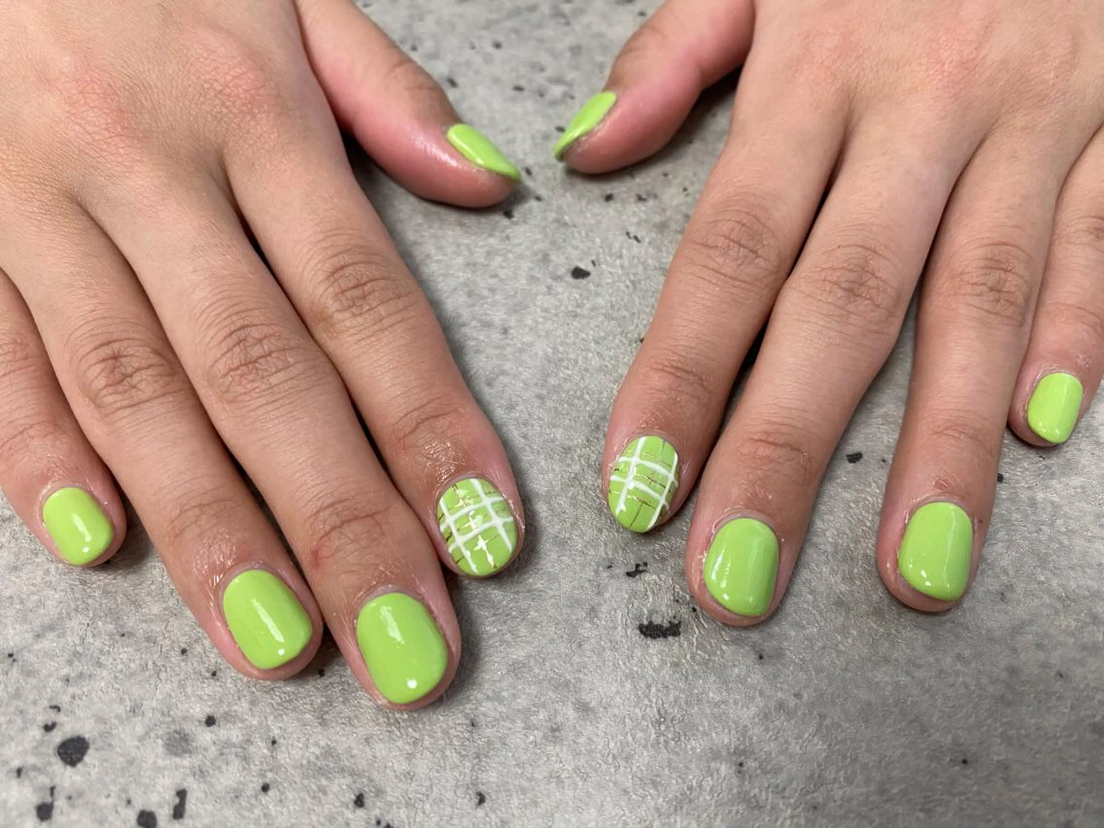 ネイル mogunail &blowのネイルデザイン